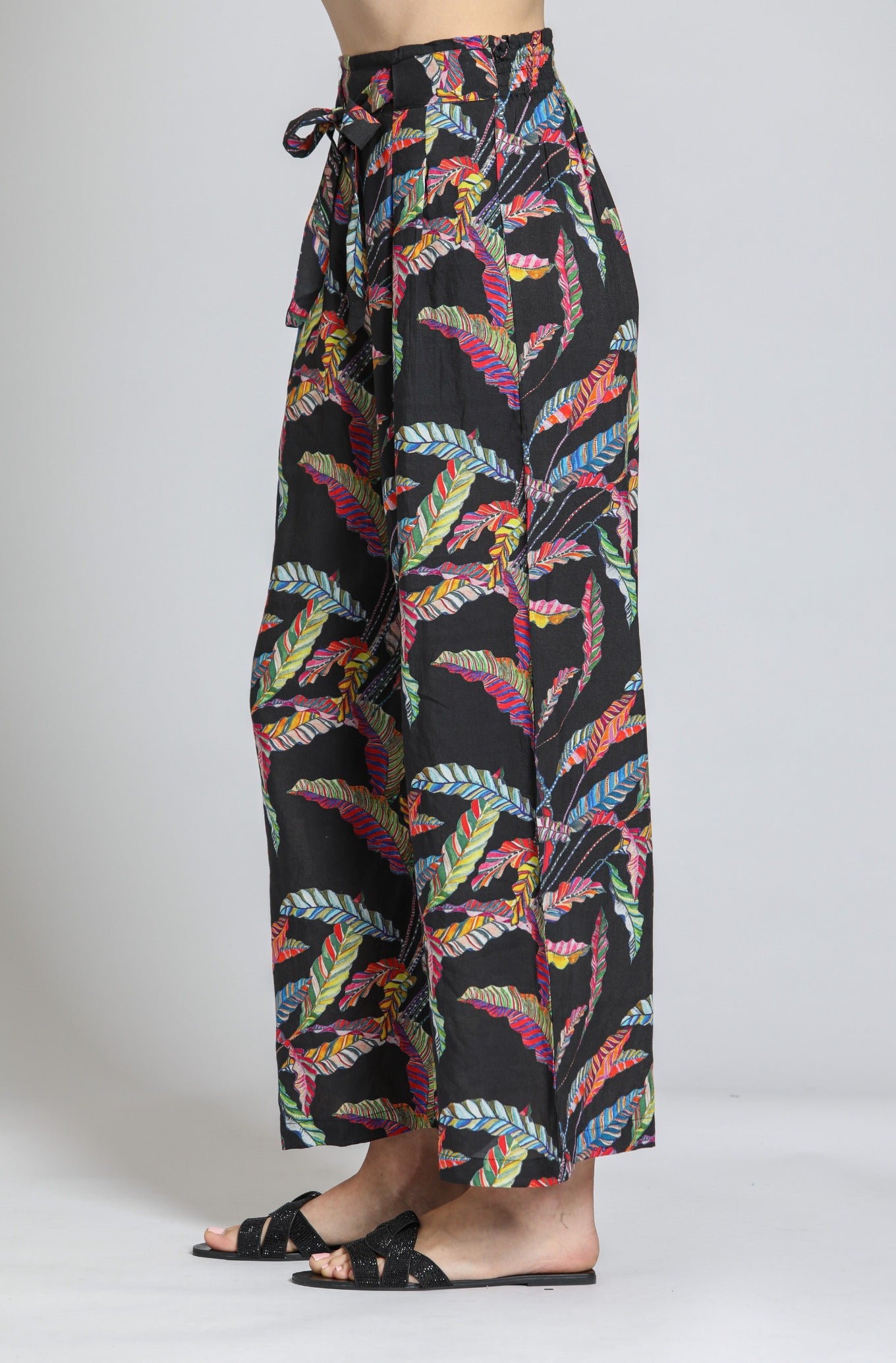 APNY Crop Wide Leg Pant – Black Multi-Bottoms-APNY-Deja Nu Boutique, Women's Fashion Boutique in Lampasas, Texas