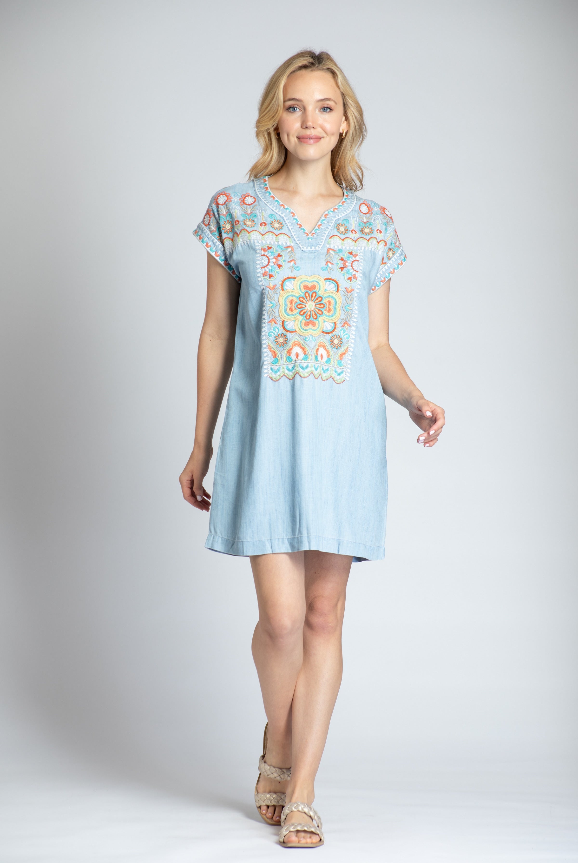 APNY Embroidered Boho Inspired Dress-Dresses-APNY-Deja Nu Boutique, Women's Fashion Boutique in Lampasas, Texas