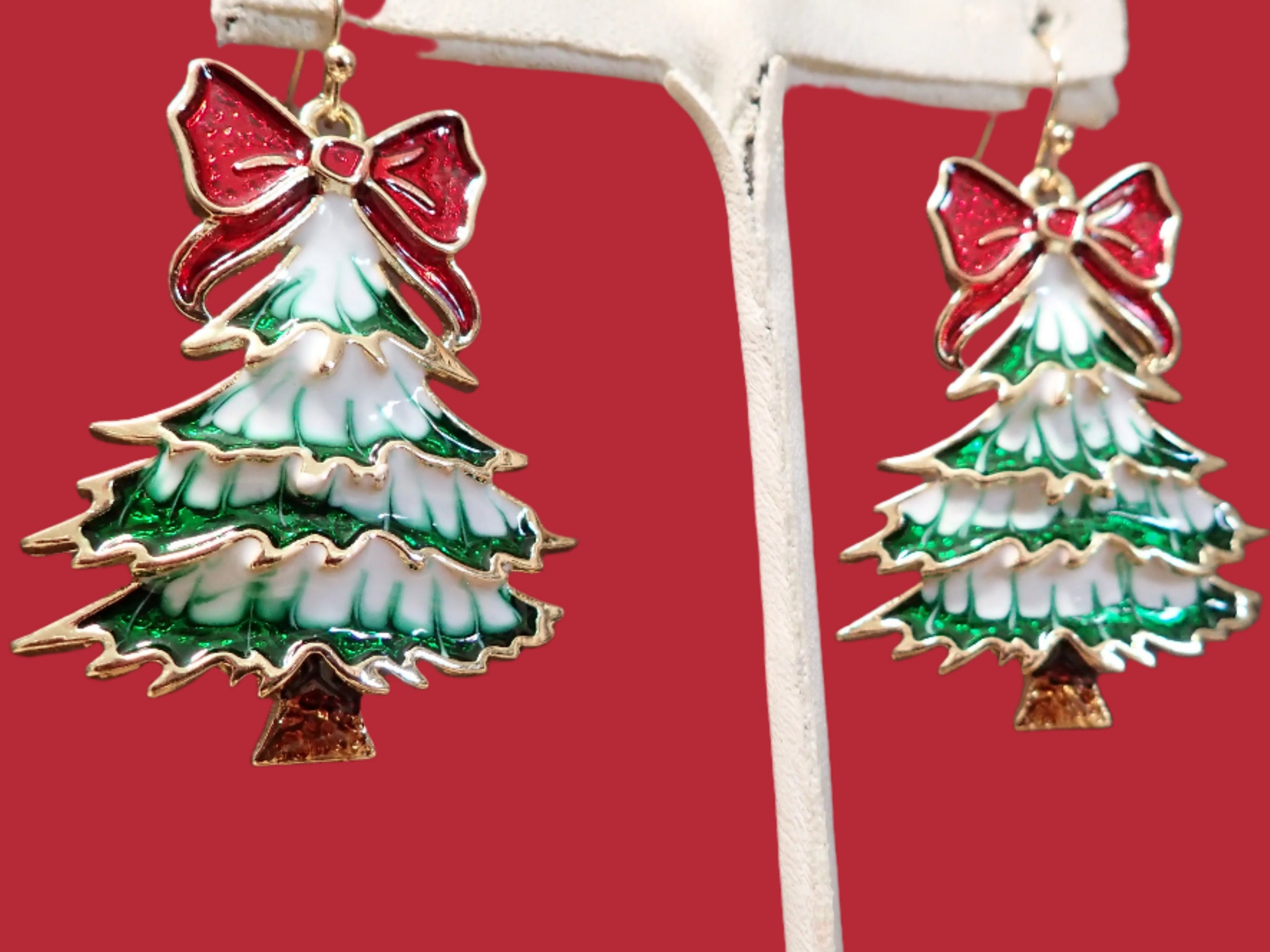 All That Glitterz Green Christmas Tree Earrings with Red Glitter Bow-Earrings-All That Glitterz-Deja Nu Boutique, Women's Fashion Boutique in Lampasas, Texas