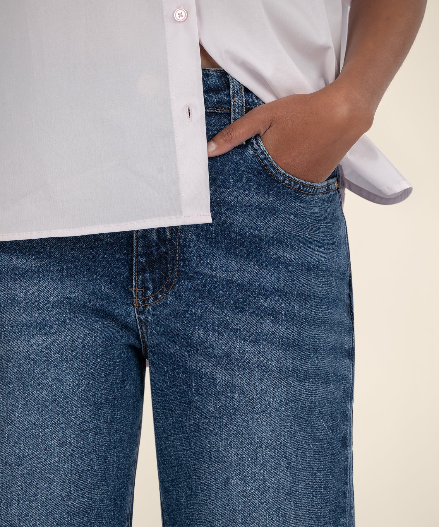 Ashley High Rise Slouchy Barrel Jeans with Side Insets by Kut from the Kloth-Jeans-Kut from the Kloth-Deja Nu Boutique, Women's Fashion Boutique in Lampasas, Texas