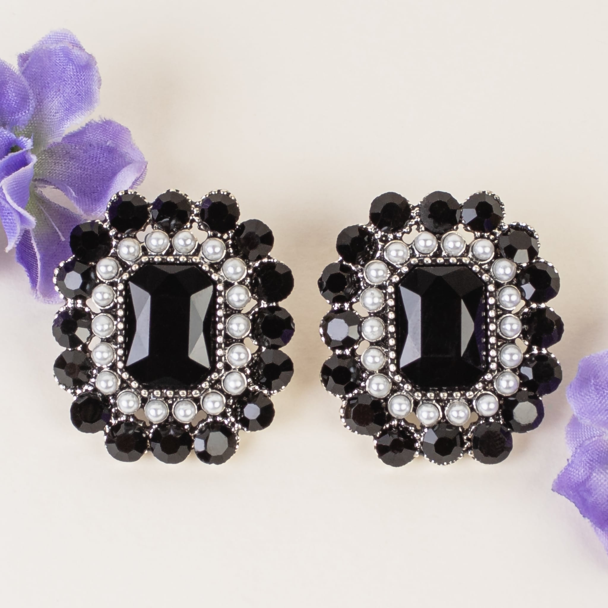 Black Gem & Pearl Cluster Statement Earrings – Vintage Inspired-Earrings-Deja Nu Tx-Deja Nu Boutique, Women's Fashion Boutique in Lampasas, Texas