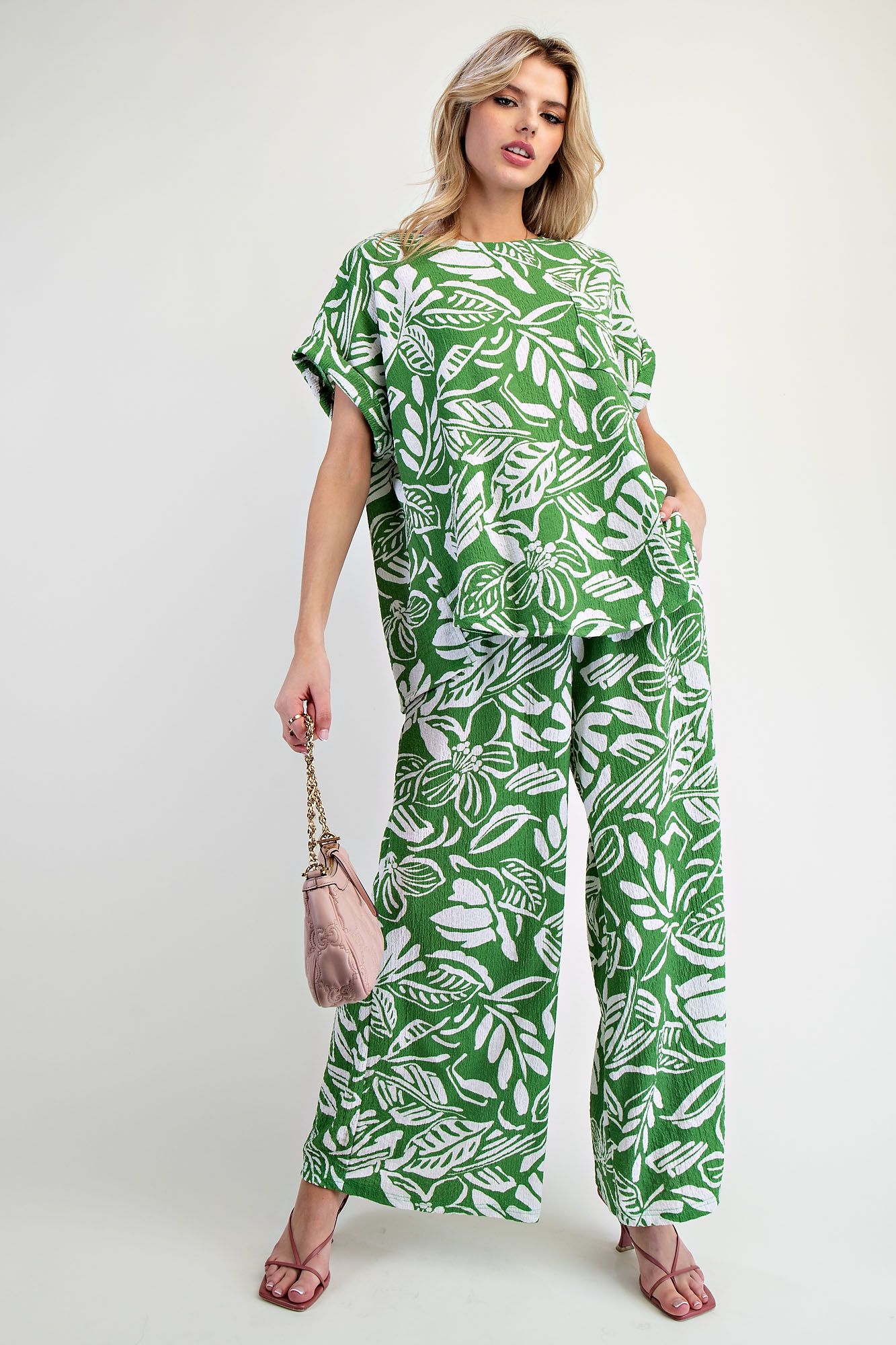 Easel Plus Size Tropical Popcorn Knit Pants – Jungle Green-Curvy/Plus Pants-Easel-Deja Nu Boutique, Women's Fashion Boutique in Lampasas, Texas