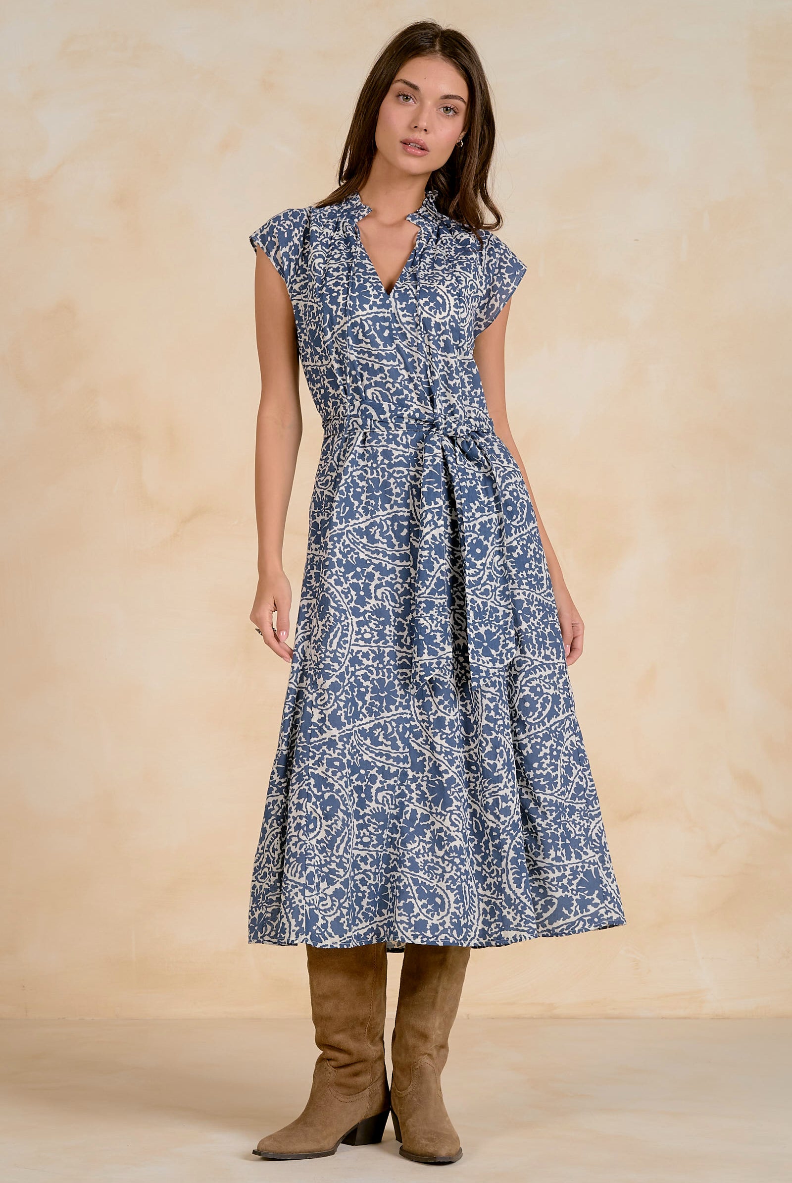 Elan Navy Nomadia Maxi V-Neck Cap Sleeve Dress-Maxi Dresses-elan-Deja Nu Boutique, Women's Fashion Boutique in Lampasas, Texas