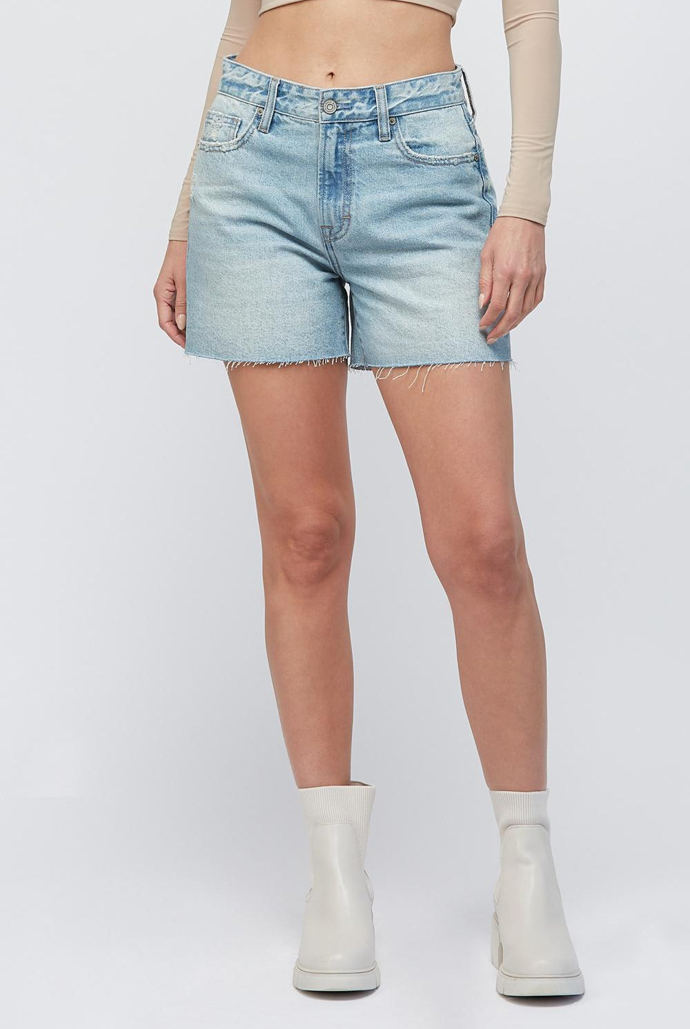Hidden Jeans Riley High Rise Light Wash Denim Boyfriend Shorts-Shorts-Hidden-Deja Nu Boutique, Women's Fashion Boutique in Lampasas, Texas
