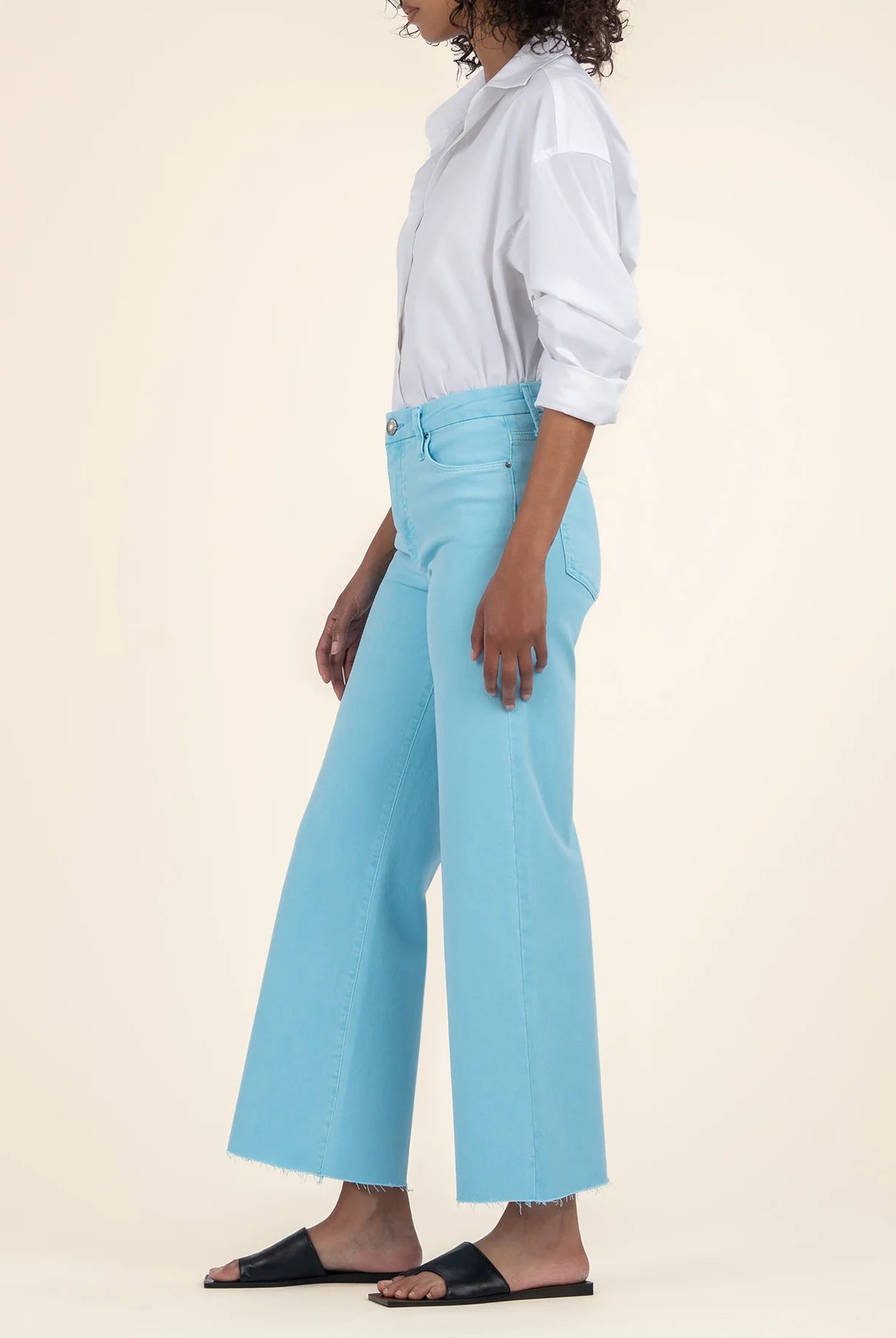 Kut from the Kloth Meg High Rise Fab AB Wide Leg Raw Hem – Capri Blue-Jeans-Kut from the Kloth-Deja Nu Boutique, Women's Fashion Boutique in Lampasas, Texas