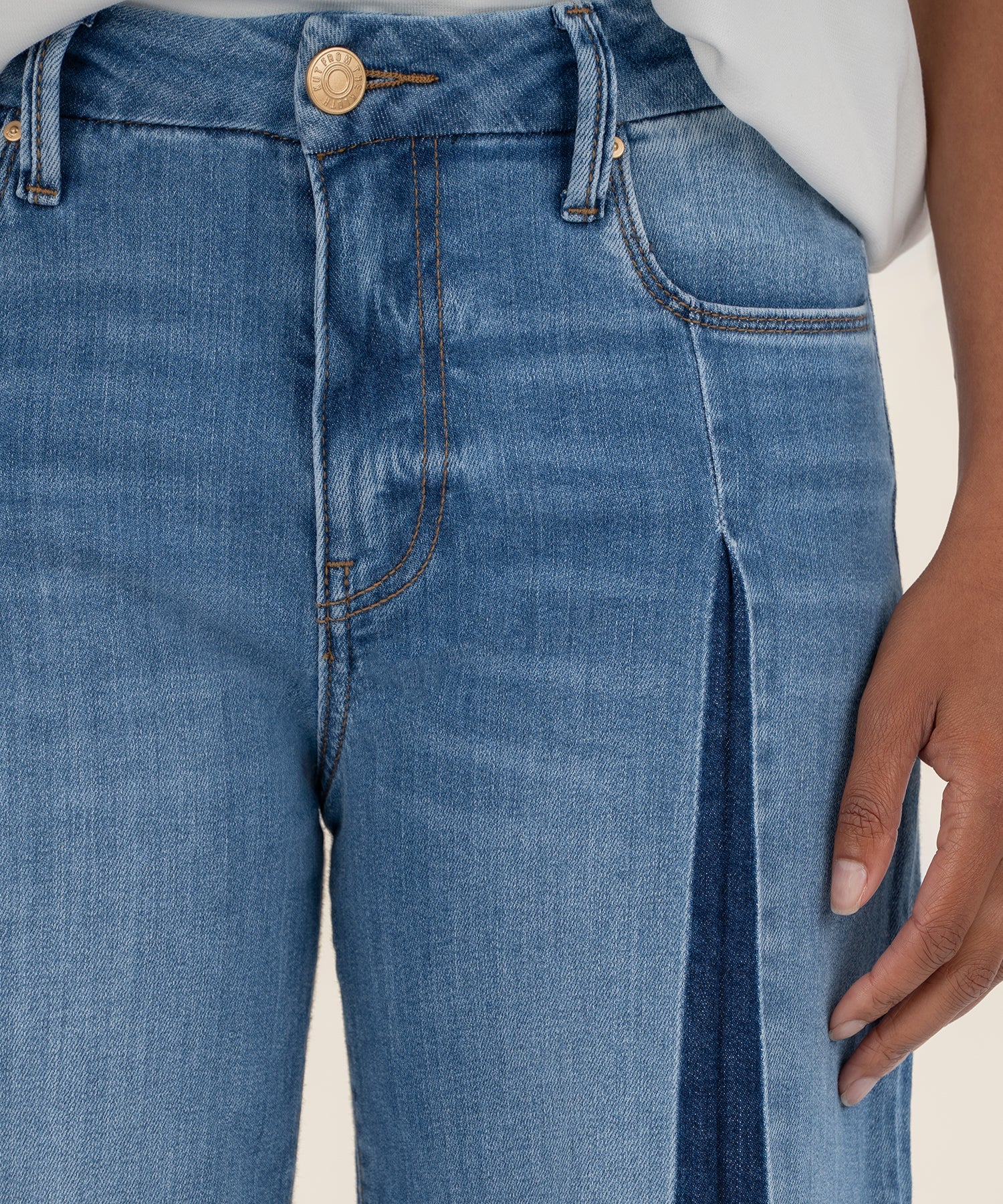 Kut from the Kloth Meg High Rise Pleated Wide Leg Jeans with Shadow Panels-Jeans-Kut from the Kloth-Deja Nu Boutique, Women's Fashion Boutique in Lampasas, Texas