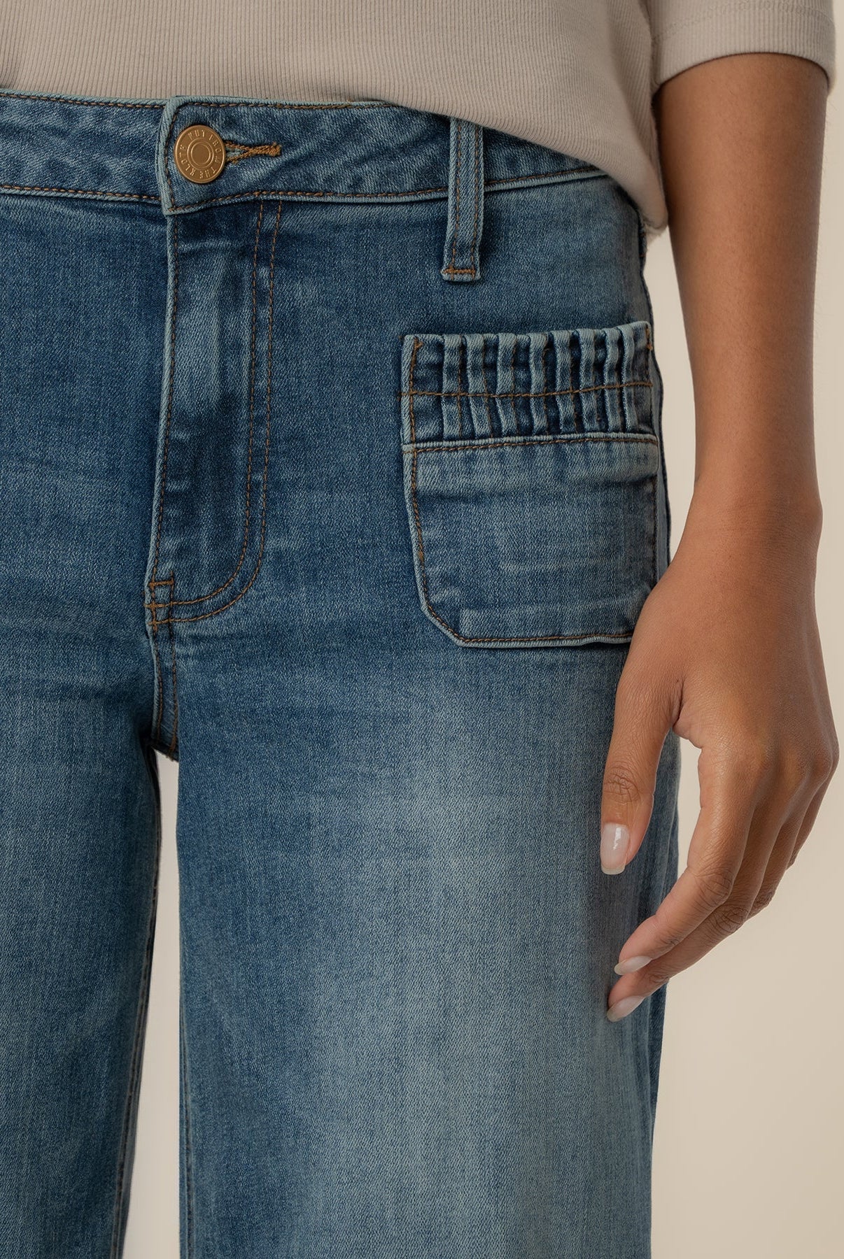 Kut from the Kloth Maya High Rise Wide Leg Patch Pockets with Ruching in Affection-Jeans-Kut from the Kloth-Deja Nu Boutique, Women's Fashion Boutique in Lampasas, Texas