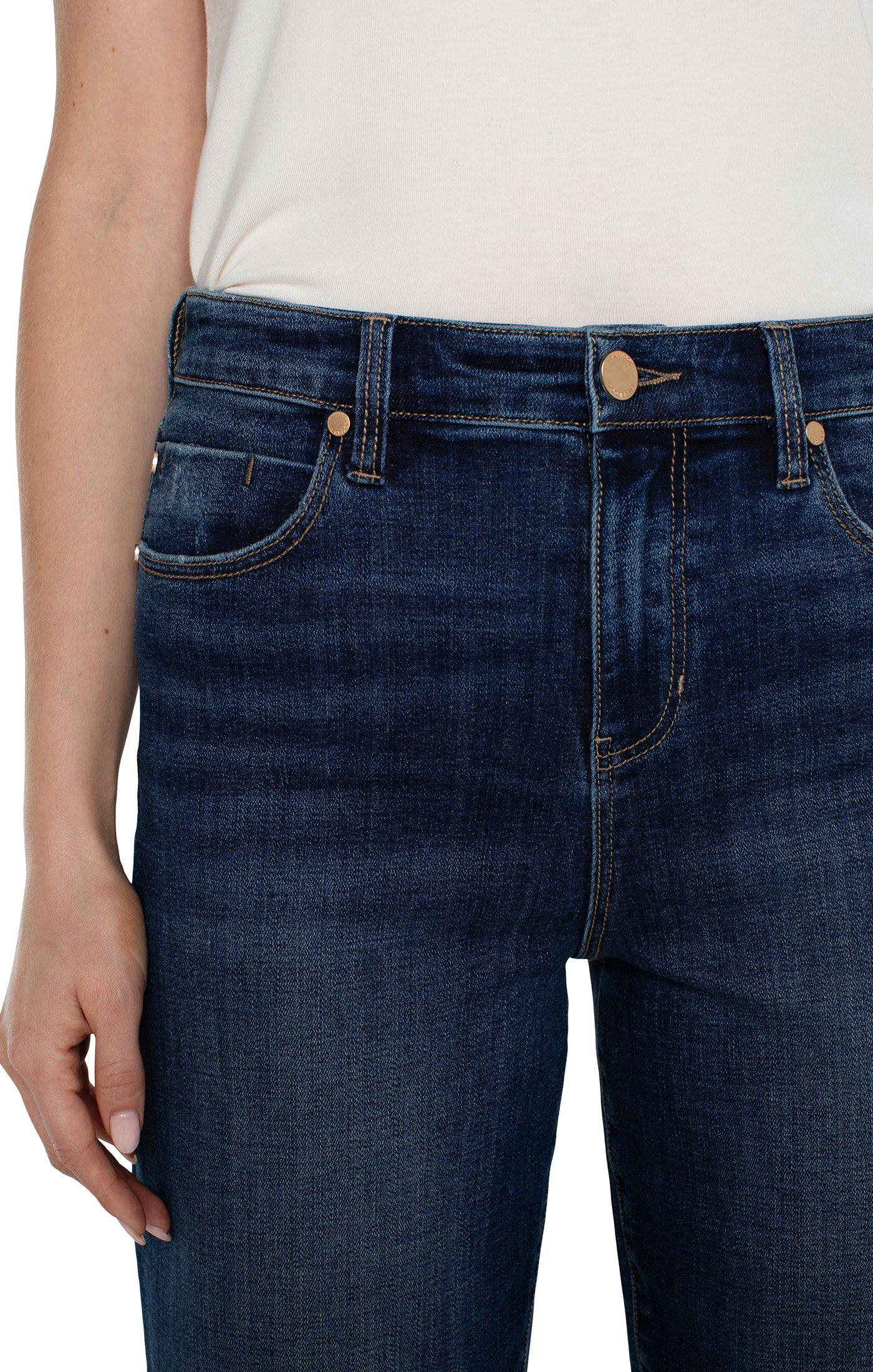 Liverpool Stride Hi-Rise Crop With Wide Cut Hem 26in Ins In Bowers-Jeans-Liverpool-Deja Nu Boutique, Women's Fashion Boutique in Lampasas, Texas