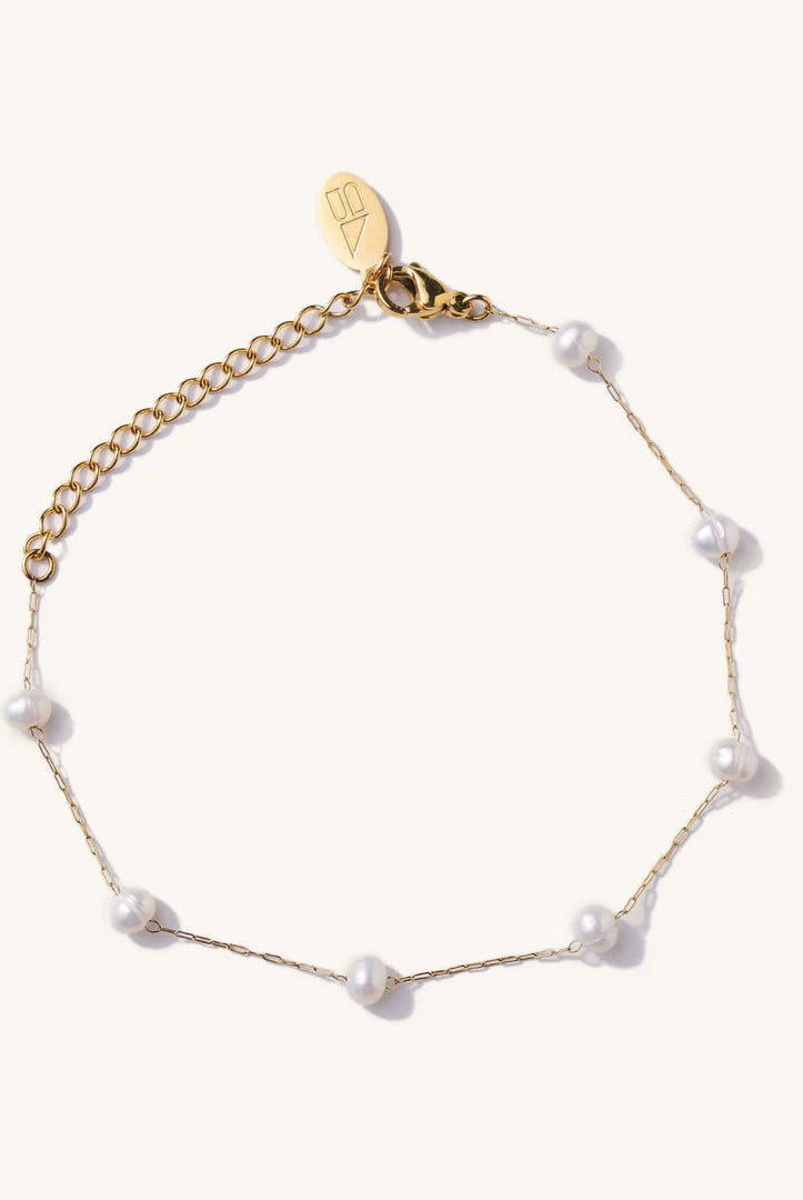 Nikki Smith Camille Pearl Bracelet – Waterproof Gold-Bracelets-Nikki Smith-Deja Nu Boutique, Women's Fashion Boutique in Lampasas, Texas