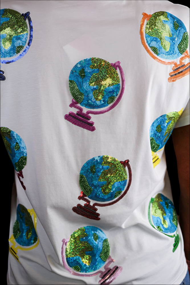Queen of Sparkles White Globe Tee-shirts-Queen Of Sparkles-Deja Nu Boutique, Women's Fashion Boutique in Lampasas, Texas