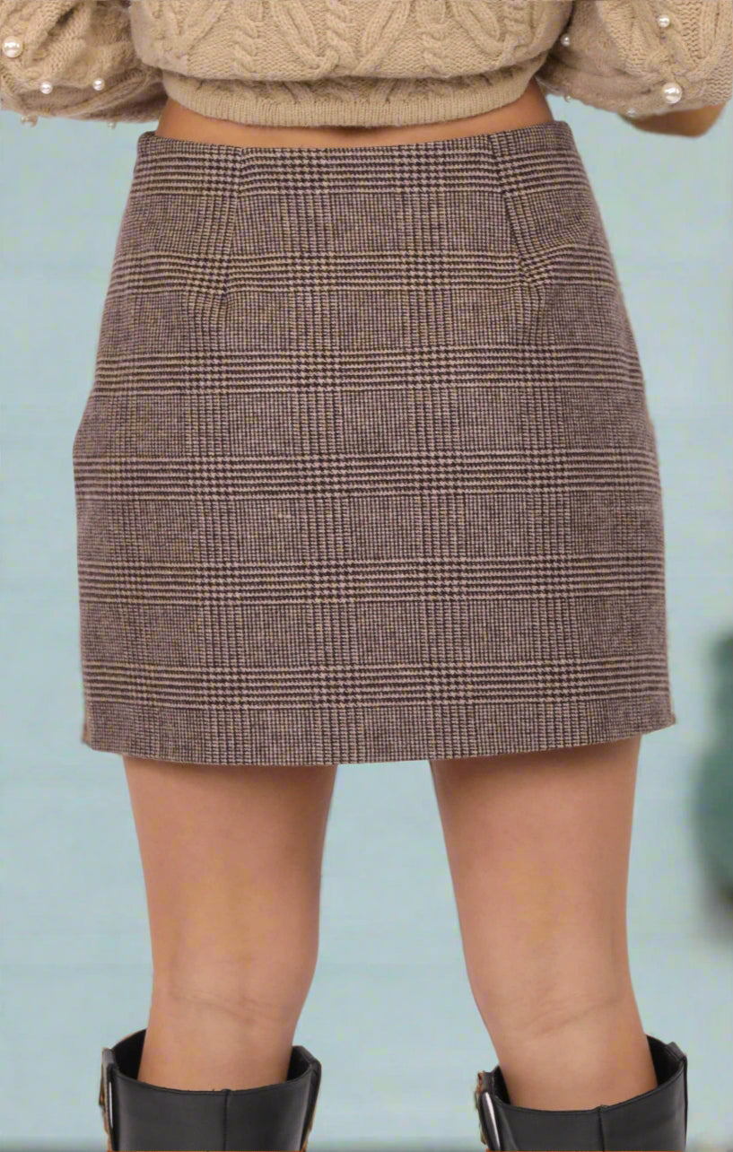 Sadie & Sage Ambition Houndstooth Mini Skirt in Dark Brown-Skirts-Sadie & Sage-Deja Nu Boutique, Women's Fashion Boutique in Lampasas, Texas