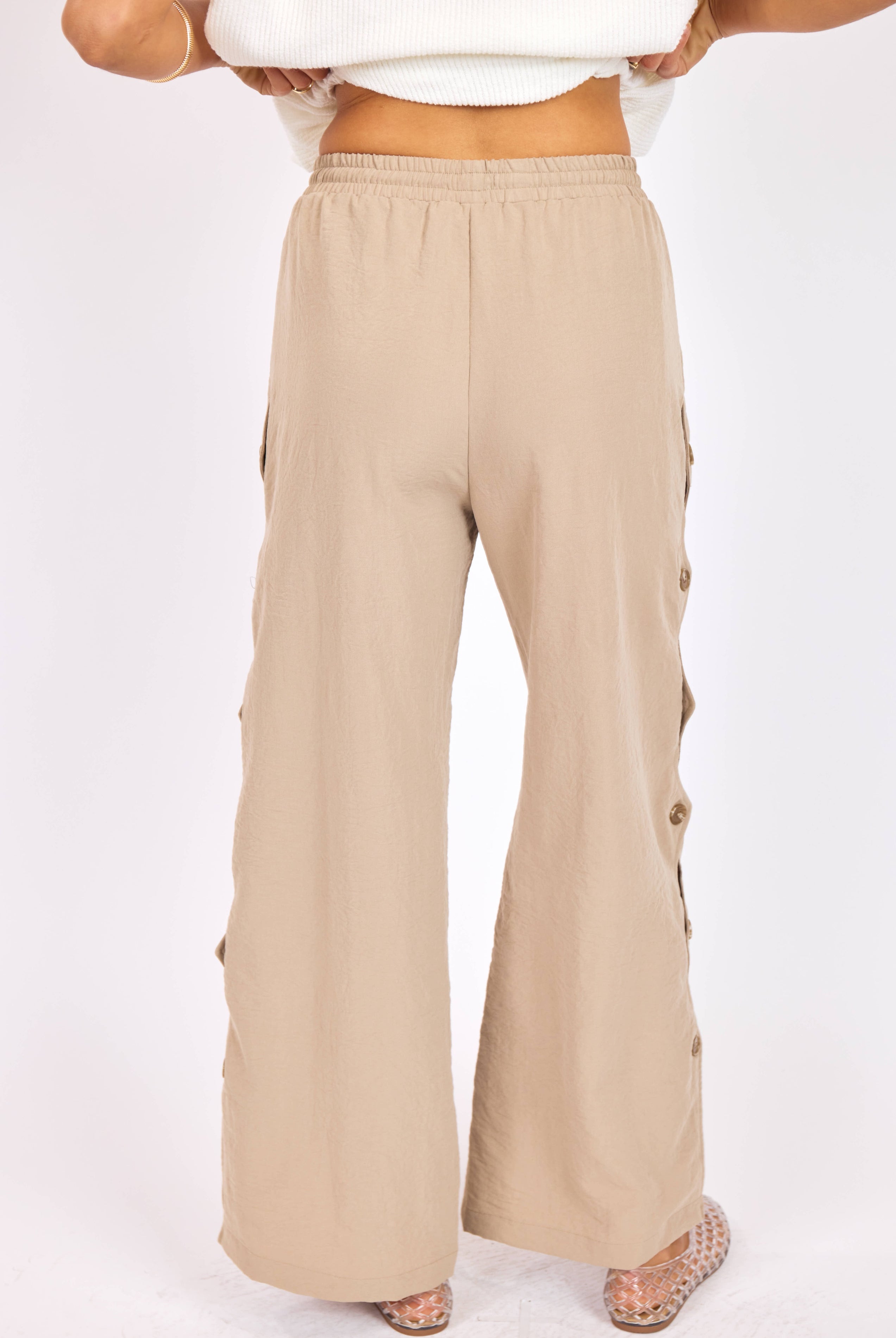 Sadie & Sage Natural Roots Button Pants in Khaki-Pants-Sadie & Sage-Deja Nu Boutique, Women's Fashion Boutique in Lampasas, Texas
