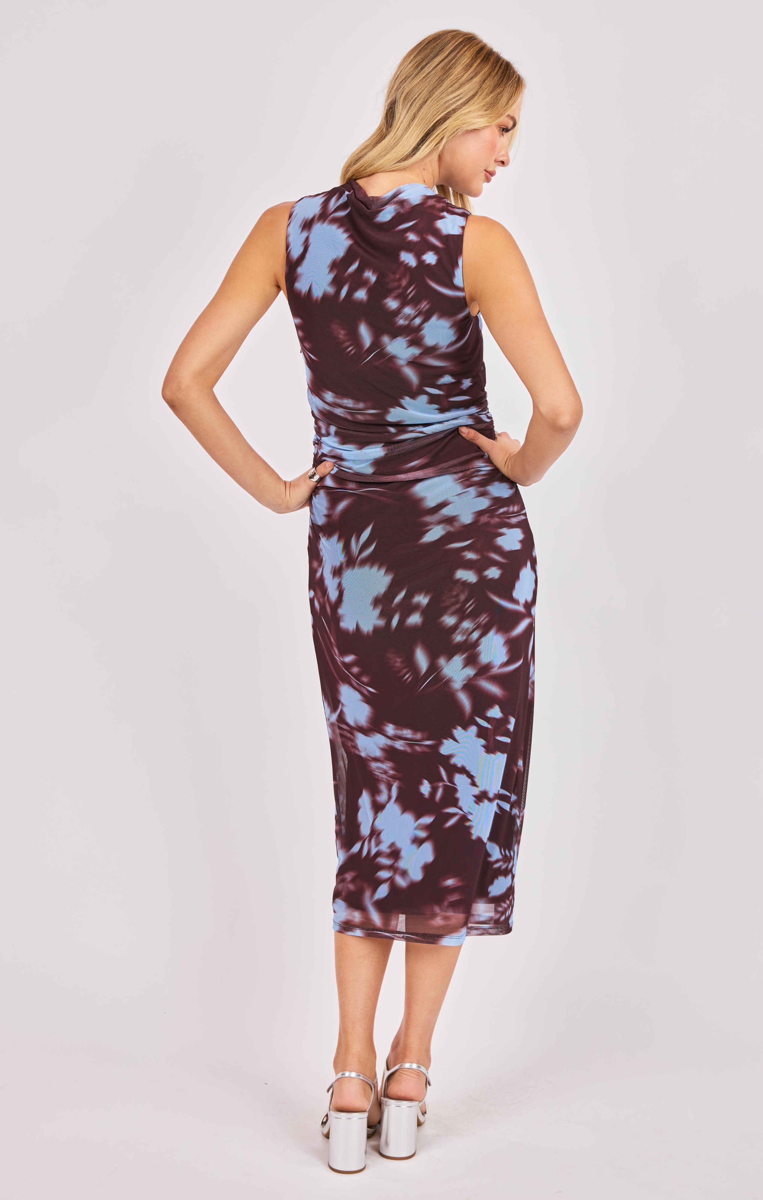 Sadie & Sage Urban Siren Ruched Midi Dress in Brown Blue-Midi Dresses-Sadie & Sage-Deja Nu Boutique, Women's Fashion Boutique in Lampasas, Texas