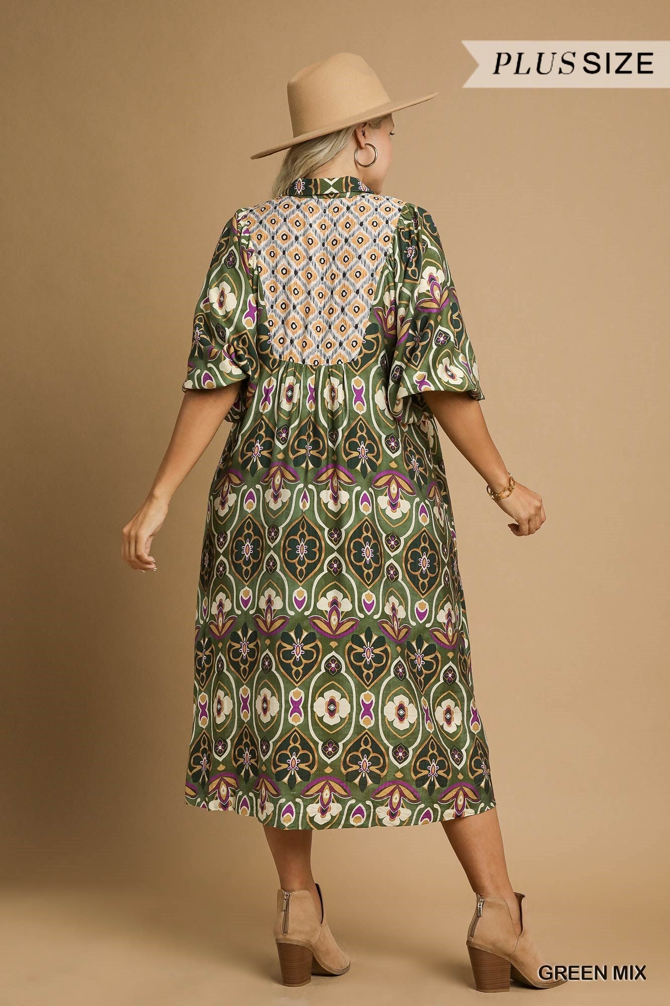 Umgee Plus Abstract Print Collared Midi Dress in Green Mix-Curvy/Plus Dresses-Umgee-Deja Nu Boutique, Women's Fashion Boutique in Lampasas, Texas