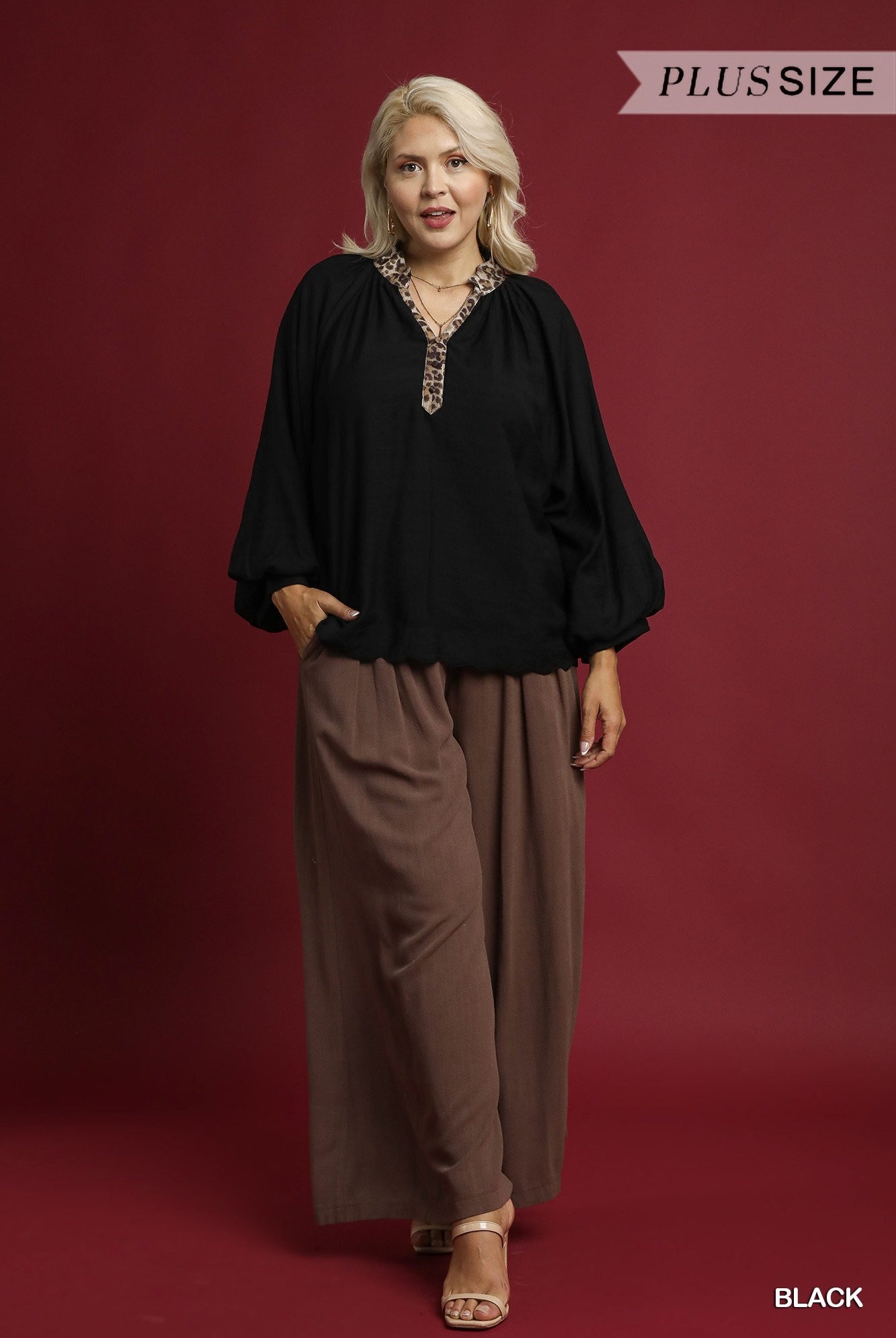 Umgee Plus Size Black Balloon Sleeve Blouse with Leopard Trim-Curvy/Plus Blouses-umgee-Deja Nu Boutique, Women's Fashion Boutique in Lampasas, Texas