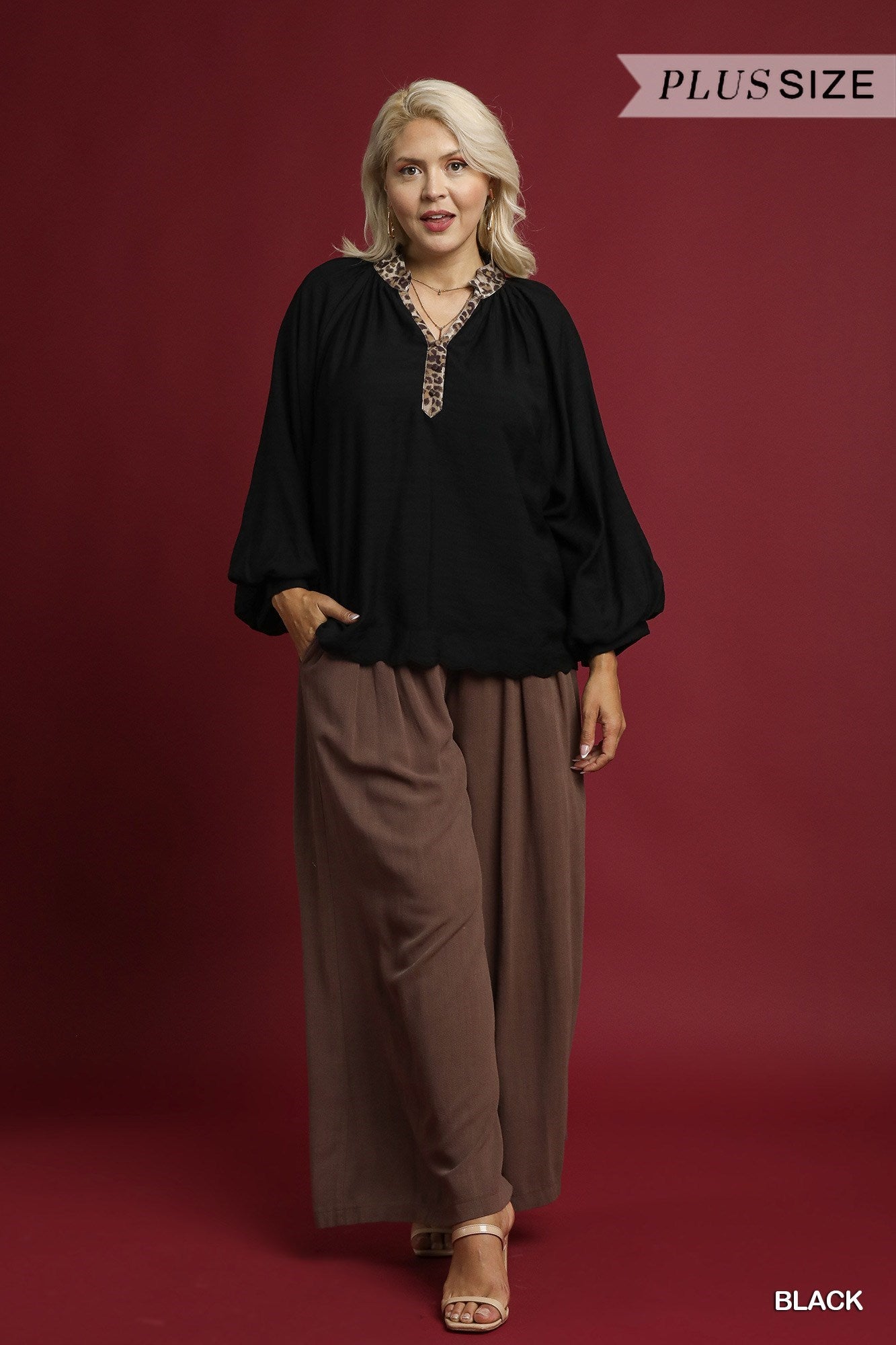 Umgee Plus Size Black Balloon Sleeve Blouse with Leopard Trim-Curvy/Plus Blouses-umgee-Deja Nu Boutique, Women's Fashion Boutique in Lampasas, Texas