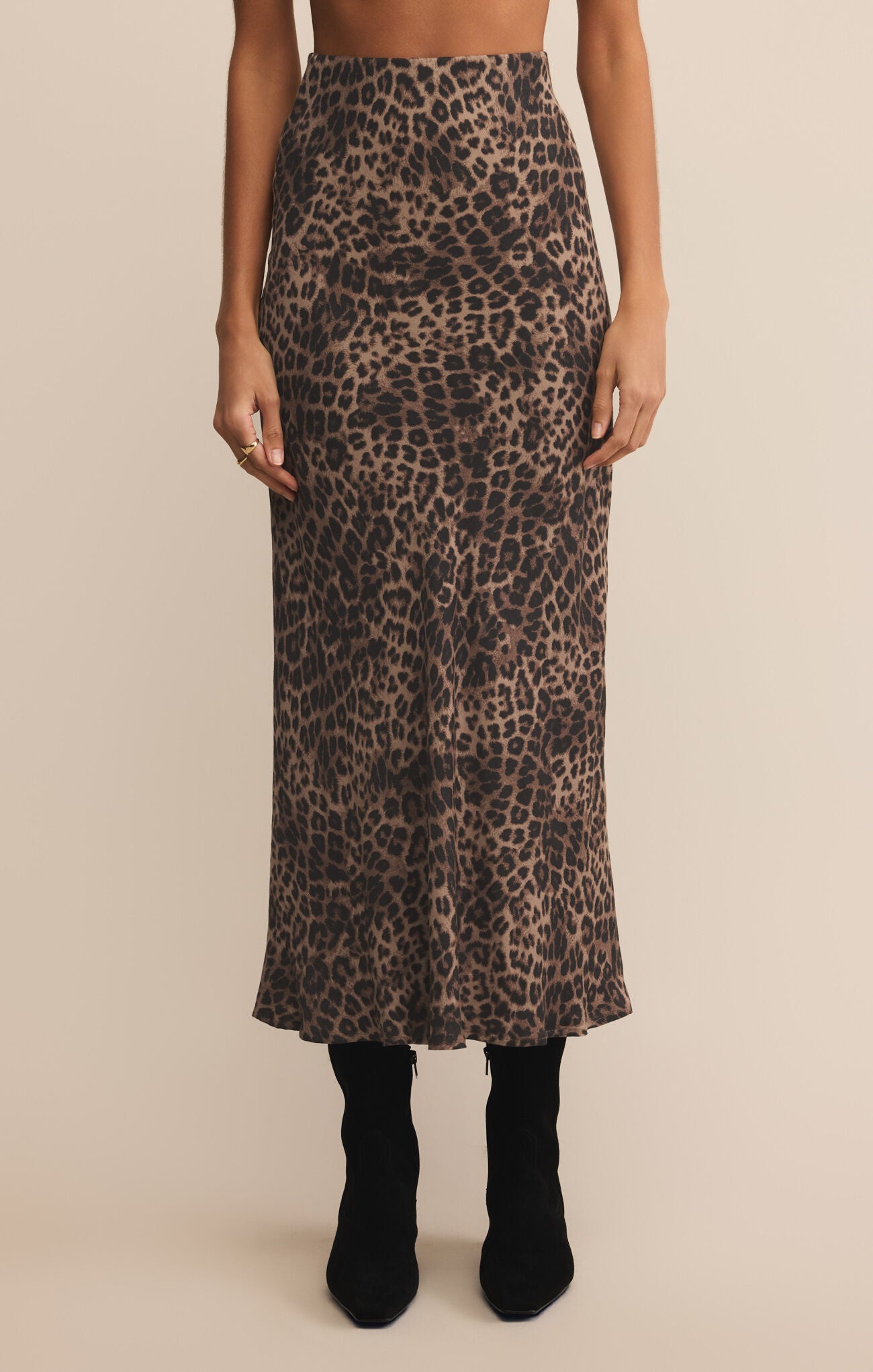 Z Supply Izabel Leopard Skirt in Desert Tan An Effortlessly Chic Animal Print Maxi-skirts-Z Supply-Deja Nu Boutique, Women's Fashion Boutique in Lampasas, Texas