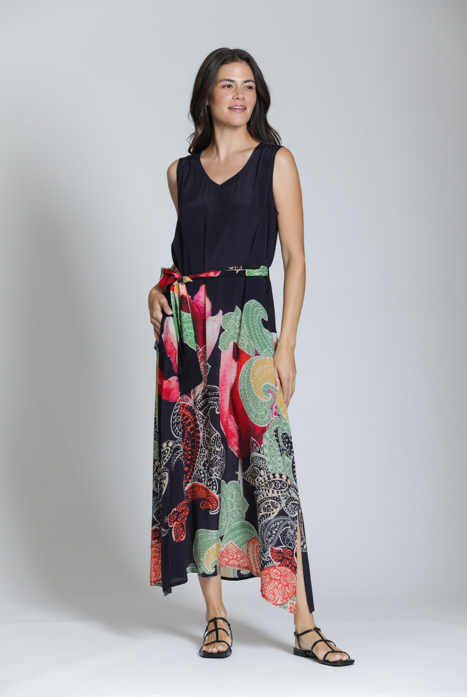 APNY V Neck Tank Long Dress in Red Multi-Tops-APNY-Deja Nu Boutique, Women's Fashion Boutique in Lampasas, Texas