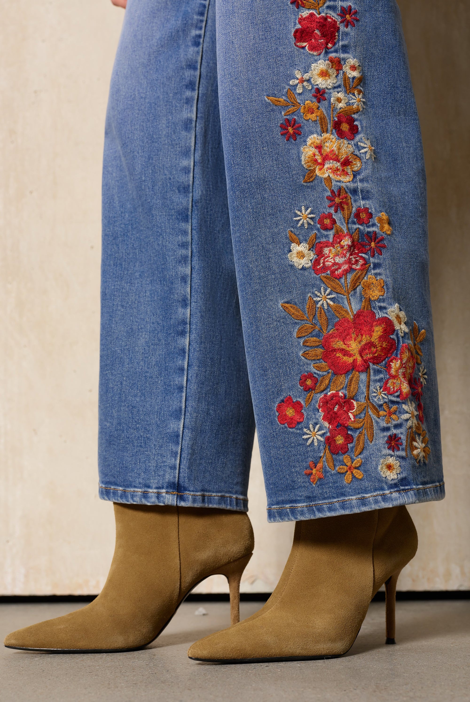 Bayeas New York Autumn Tassel Embroidered Wide Leg Jeans-Jeans-Bayeas-Deja Nu Boutique, Women's Fashion Boutique in Lampasas, Texas