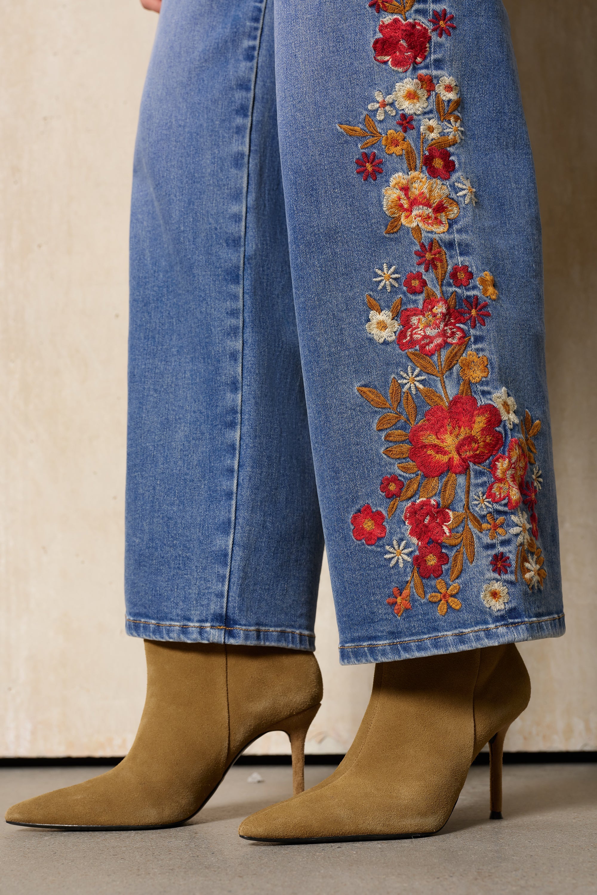 Bayeas New York Autumn Tassel Embroidered Wide Leg Jeans-Jeans-Bayeas-Deja Nu Boutique, Women's Fashion Boutique in Lampasas, Texas