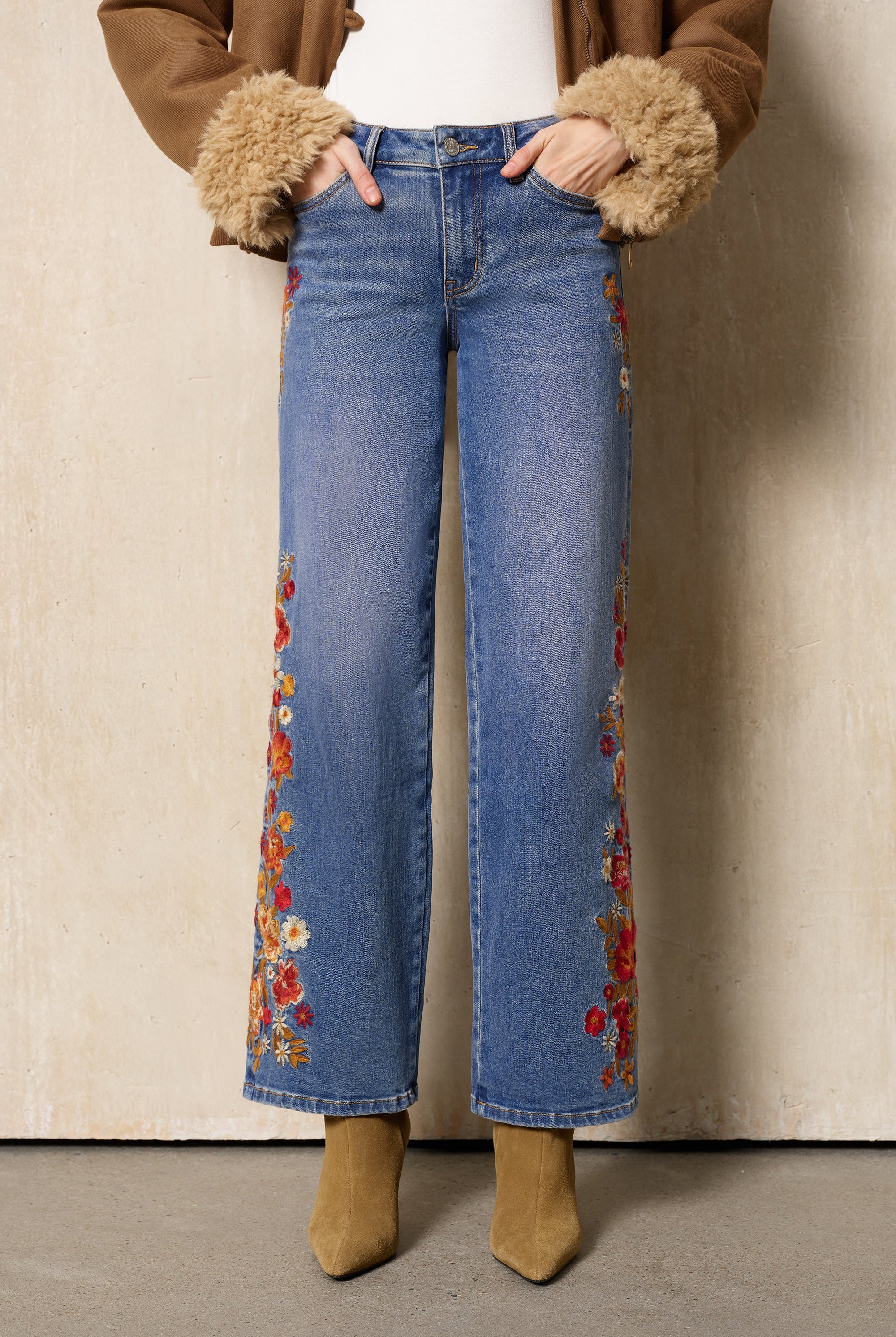 Bayeas New York Autumn Tassel Embroidered Wide Leg Jeans-Jeans-Bayeas-Deja Nu Boutique, Women's Fashion Boutique in Lampasas, Texas
