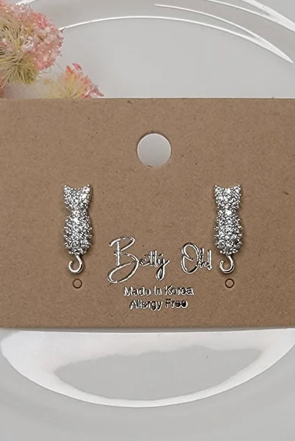 Betty Oh! Cat Post Earrings-Earrings-Betty Oh!-Deja Nu Boutique, Women's Fashion Boutique in Lampasas, Texas