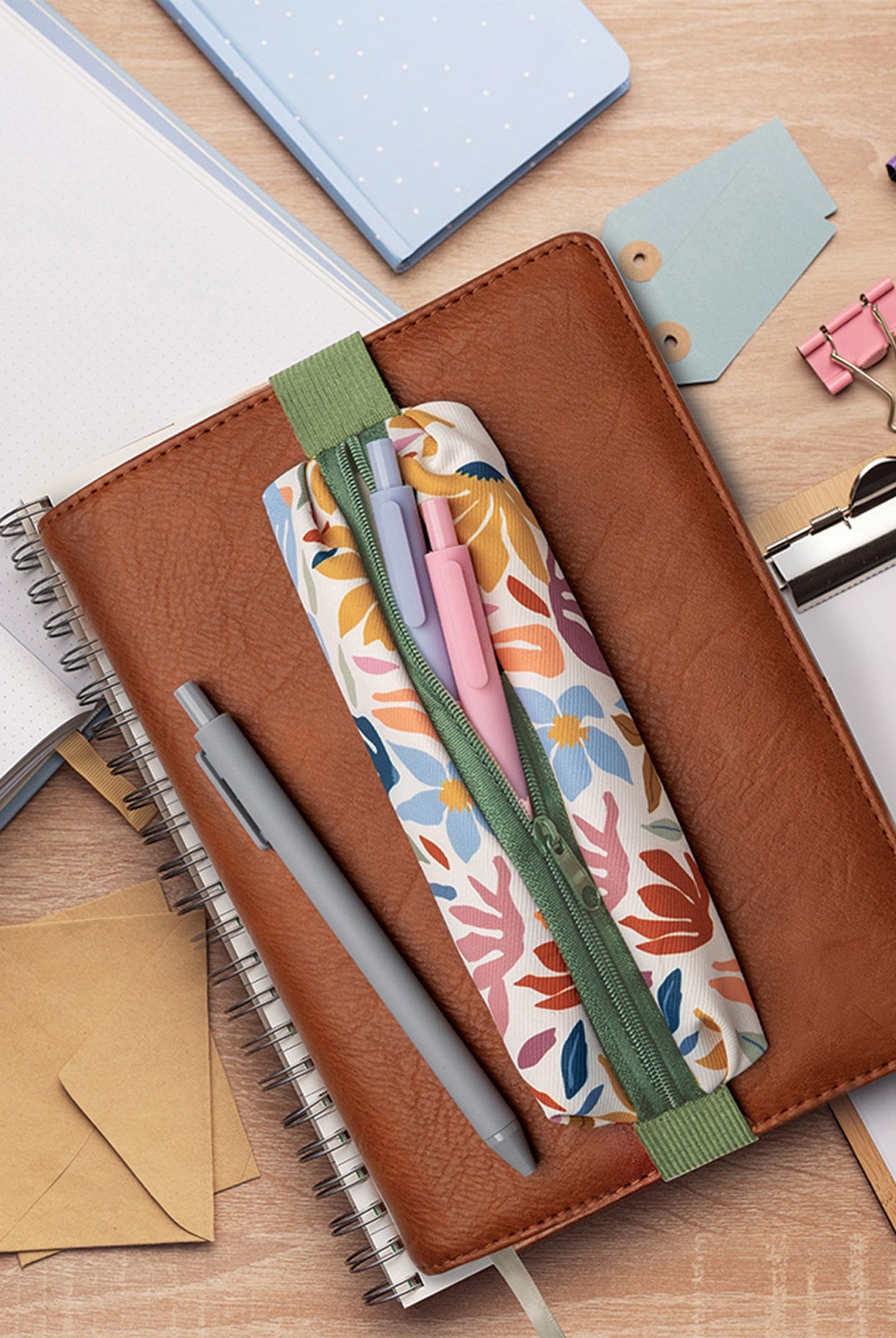 Crush™ In The Loop Notebook Pen Pouch-Pen Pouch-Crush-Deja Nu Boutique, Women's Fashion Boutique in Lampasas, Texas