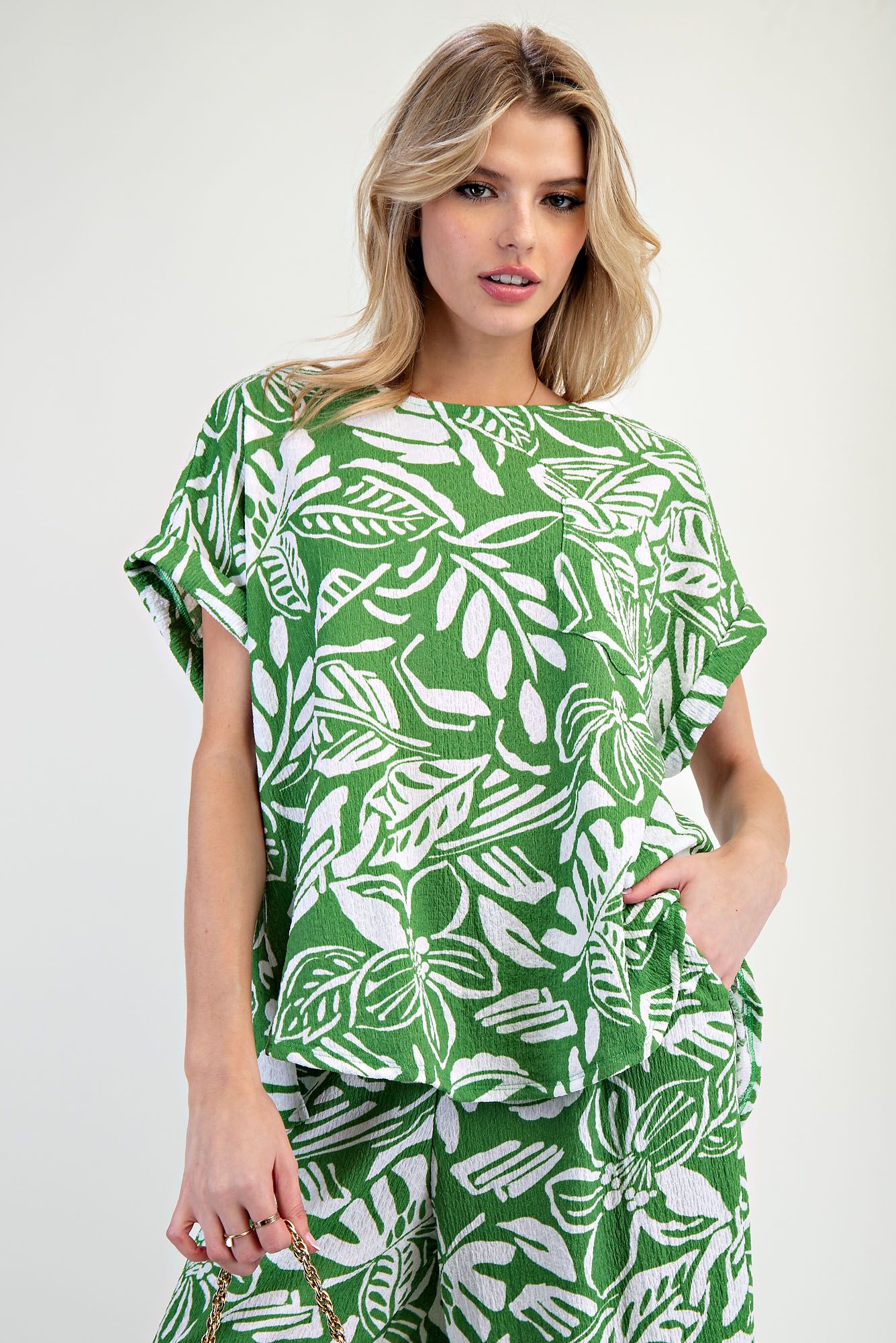 easel Plus Size Tropical Popcorn Knit Top in Jungle Green-Curvy/Plus Blouses-Easel-Deja Nu Boutique, Women's Fashion Boutique in Lampasas, Texas