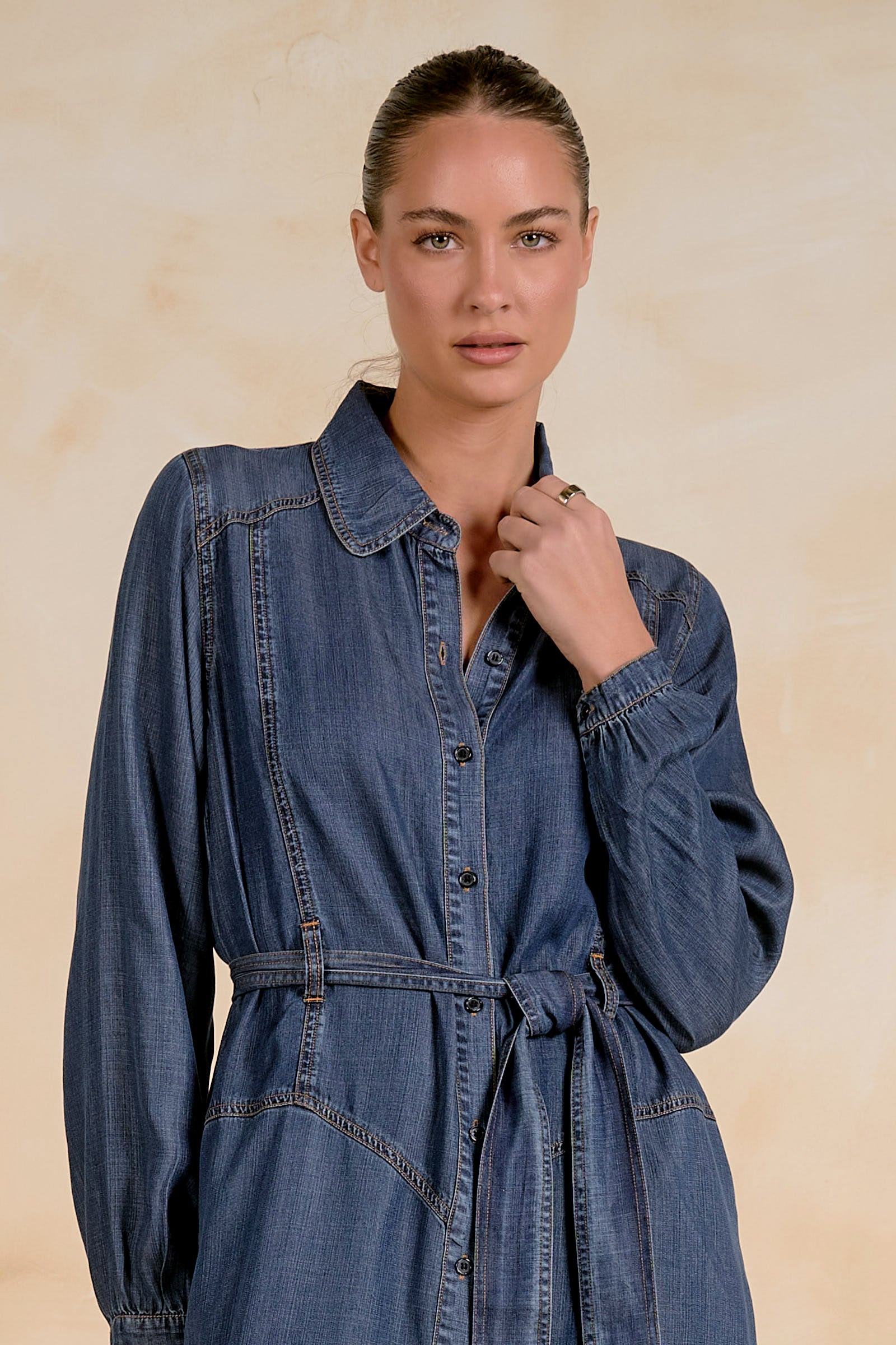 ELAN Long Sleeve Collared Maxi Dress – Navy Wash-Maxi Dresses-Elan-Deja Nu Boutique, Women's Fashion Boutique in Lampasas, Texas