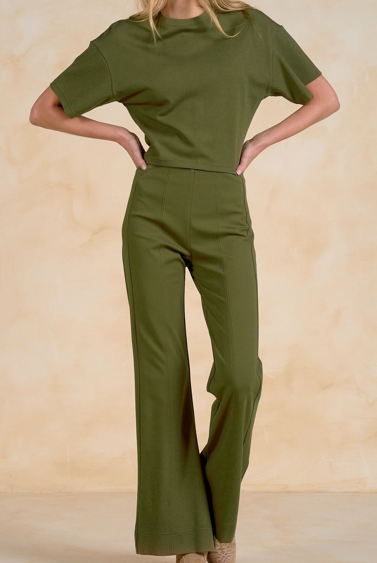 Elan Olive Drawstring Open Bottom Pants-Pants-elan-Deja Nu Boutique, Women's Fashion Boutique in Lampasas, Texas