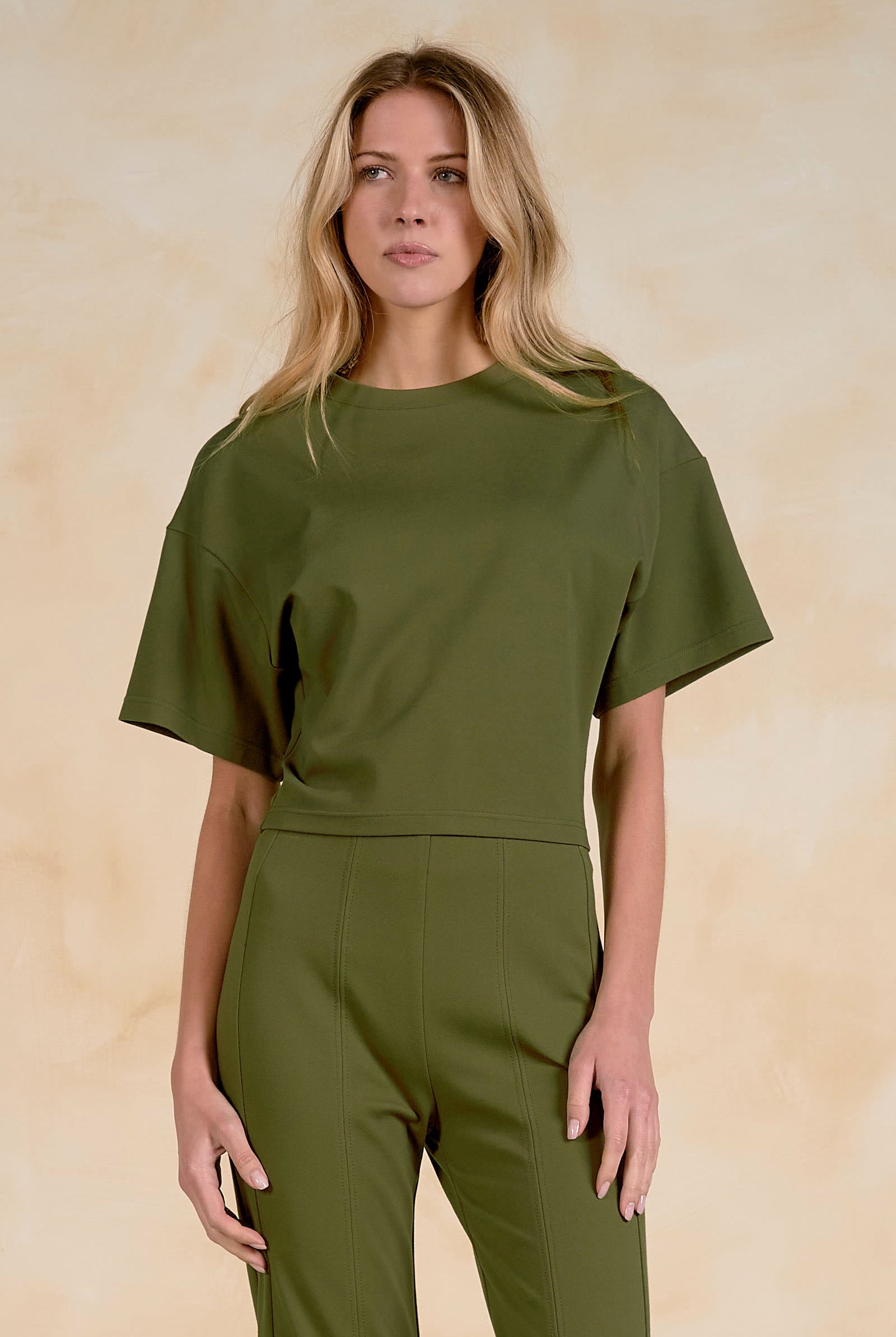 ELAN Olive Short Sleeve Crew Neck Crop Top-Tops-elan-Deja Nu Boutique, Women's Fashion Boutique in Lampasas, Texas