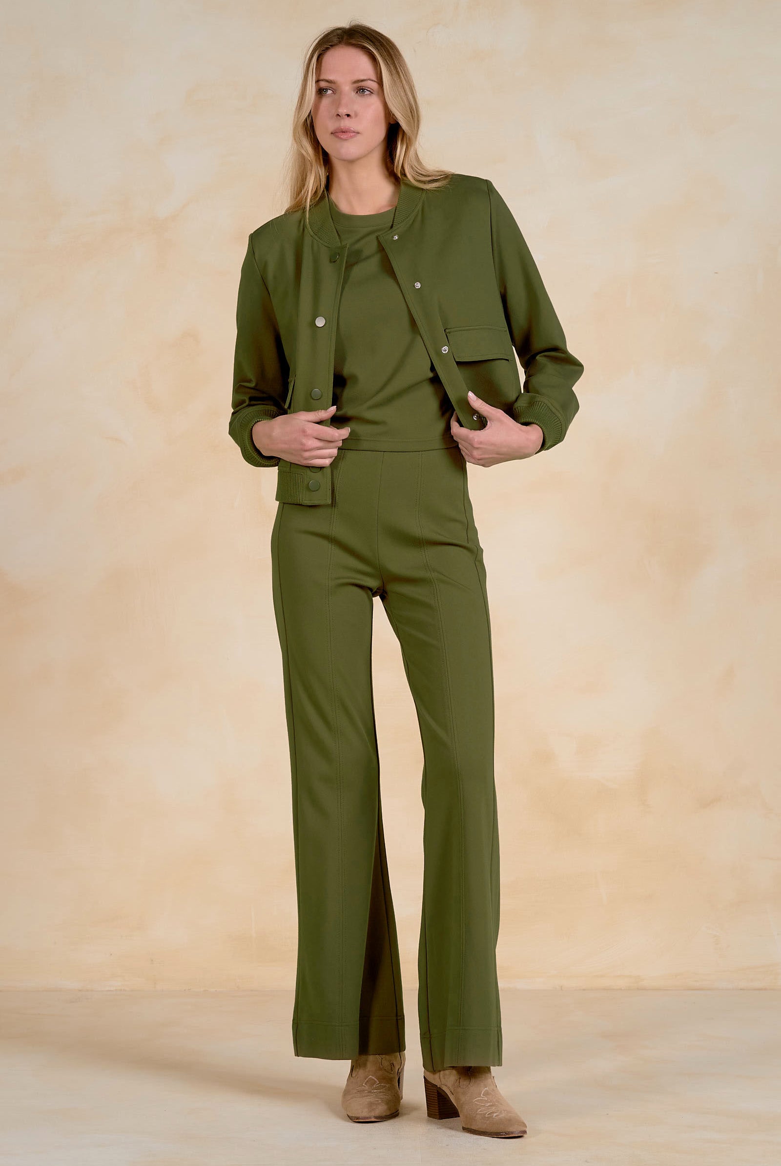 Elan Olive Utility Jacket-Jackets-elan-Deja Nu Boutique, Women's Fashion Boutique in Lampasas, Texas