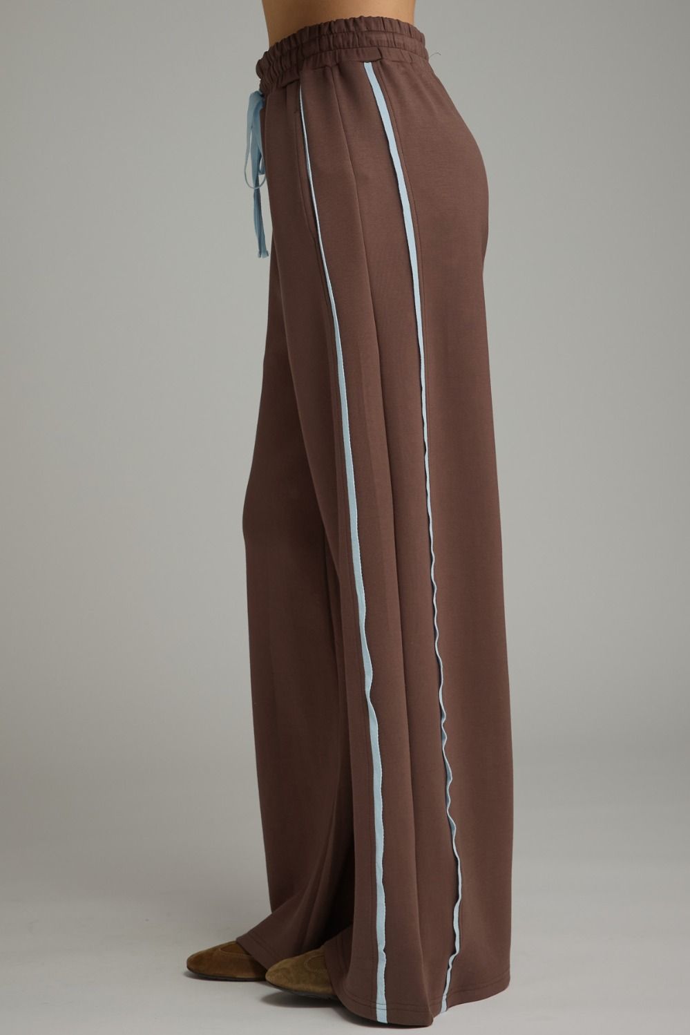 Entro Brown Contrast Stripe Wide Leg Pants-Athleisurewear-entro-Deja Nu Boutique, Women's Fashion Boutique in Lampasas, Texas