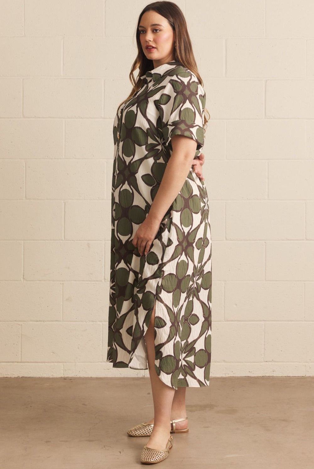Entro Olive Abstract Print Midi Shirt Dress-Curvy/Plus Dresses-entro-Deja Nu Boutique, Women's Fashion Boutique in Lampasas, Texas