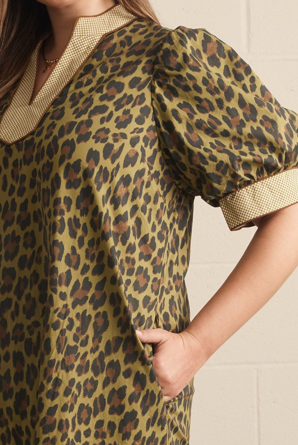 Entro Plus Olive Leopard Print Puff Sleeve Midi Dress-Curvy/Plus Dresses-Entro-Deja Nu Boutique, Women's Fashion Boutique in Lampasas, Texas