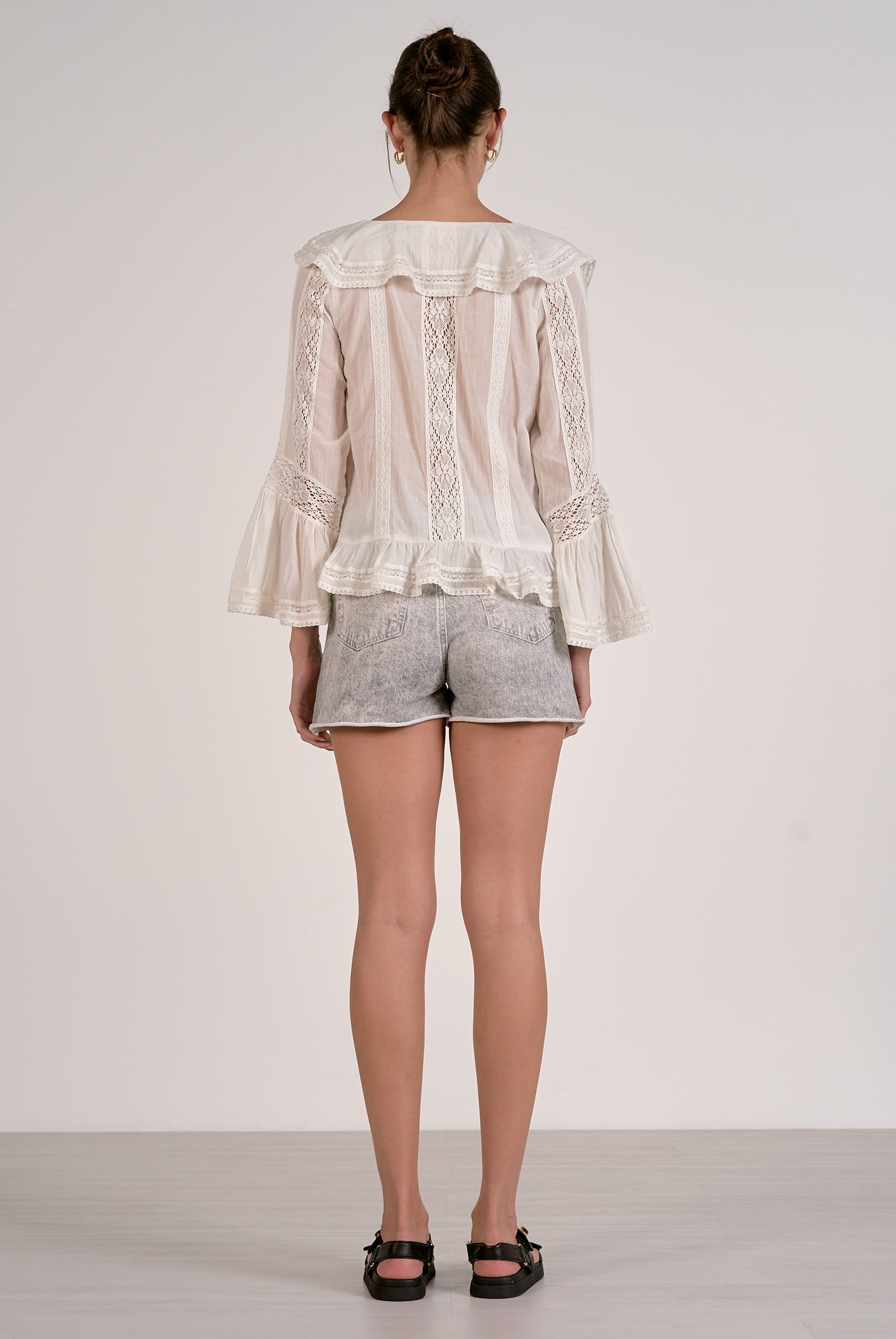 Elan White Long Sleeve Ruffle Blouse-Tops-Elan-Deja Nu Boutique, Women's Fashion Boutique in Lampasas, Texas