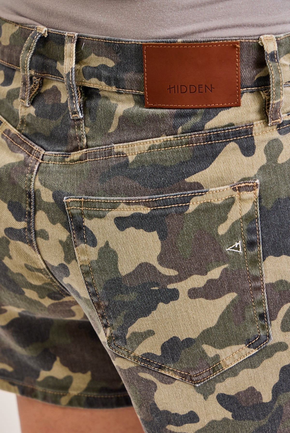 Hidden Logan Camo Stretch Mid-Rise Dad Shorts-Shorts-Hidden-Deja Nu Boutique, Women's Fashion Boutique in Lampasas, Texas