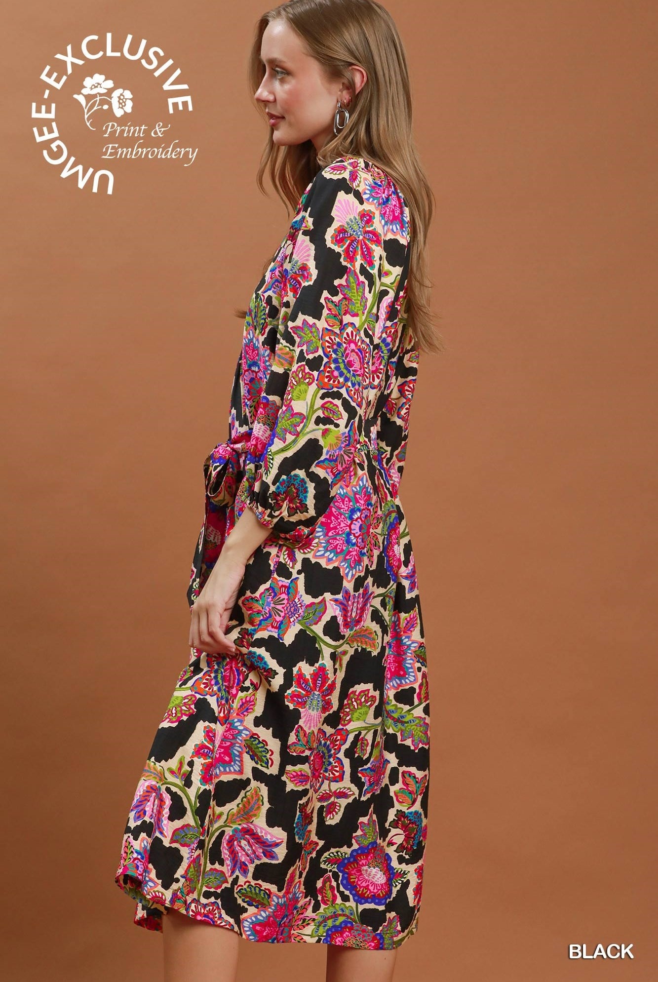 Umgee Abstract Print Embroidered Belted Midi Dress in Black-Midi Dresses-Umgee-Deja Nu Boutique, Women's Fashion Boutique in Lampasas, Texas