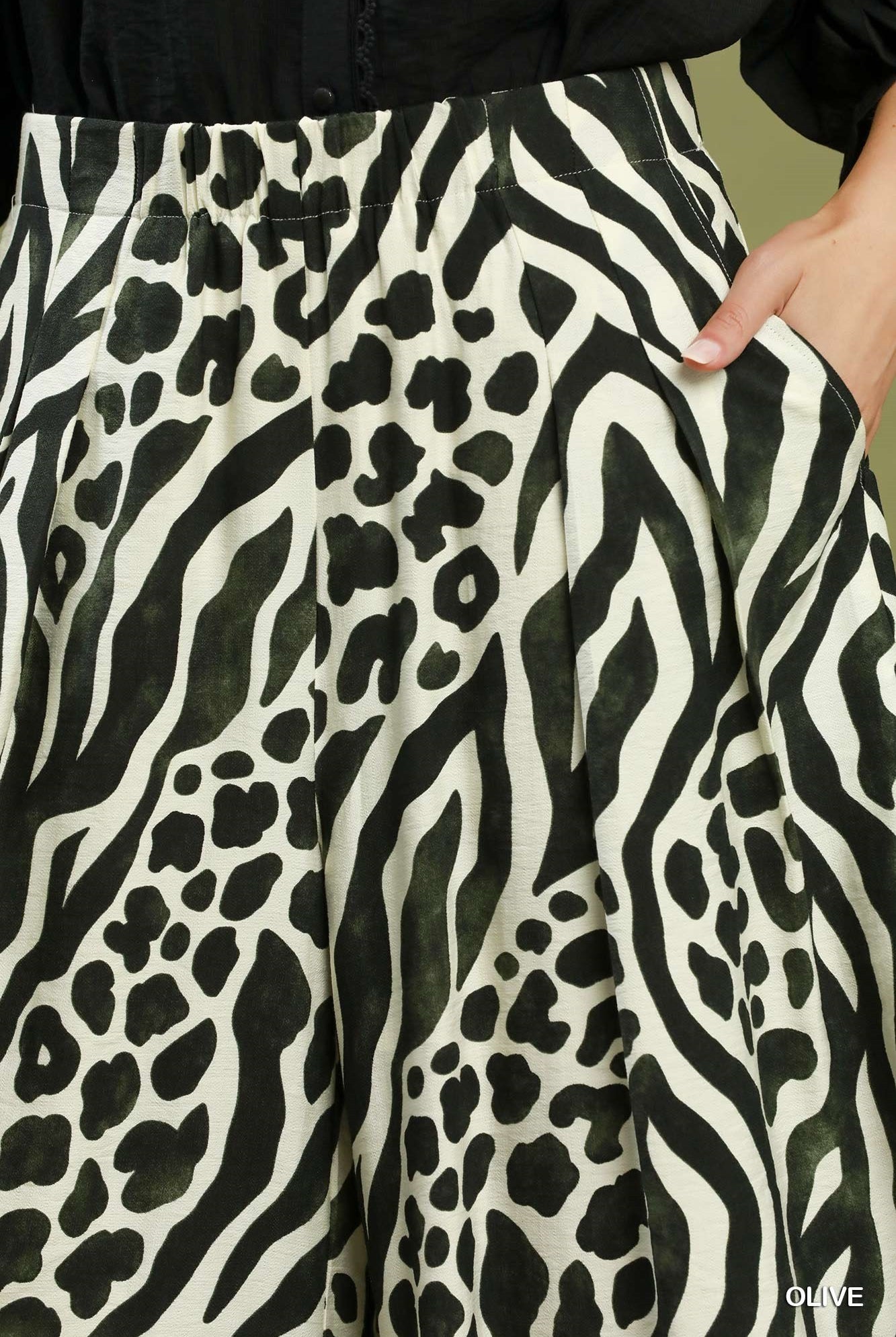 Umgee Mixed Animal Print Wide Leg Pants - Olive-Pants-Umgee-Deja Nu Boutique, Women's Fashion Boutique in Lampasas, Texas