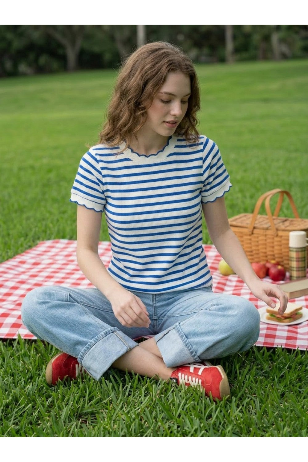 Vine & Love Blue & White Charming Striped Scalloped Edge Knit Sweater | VT83540-Sweaters-Vine & Love-Deja Nu Boutique, Women's Fashion Boutique in Lampasas, Texas