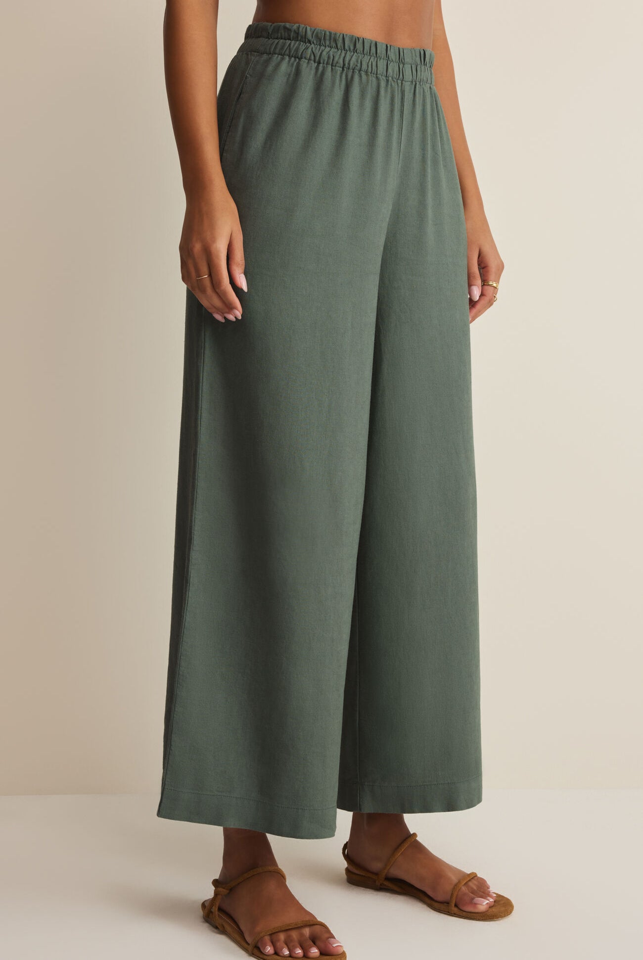 Z Supply Scout Linen Pant in Everglade-Pants-Z Supply-Deja Nu Boutique, Women's Fashion Boutique in Lampasas, Texas
