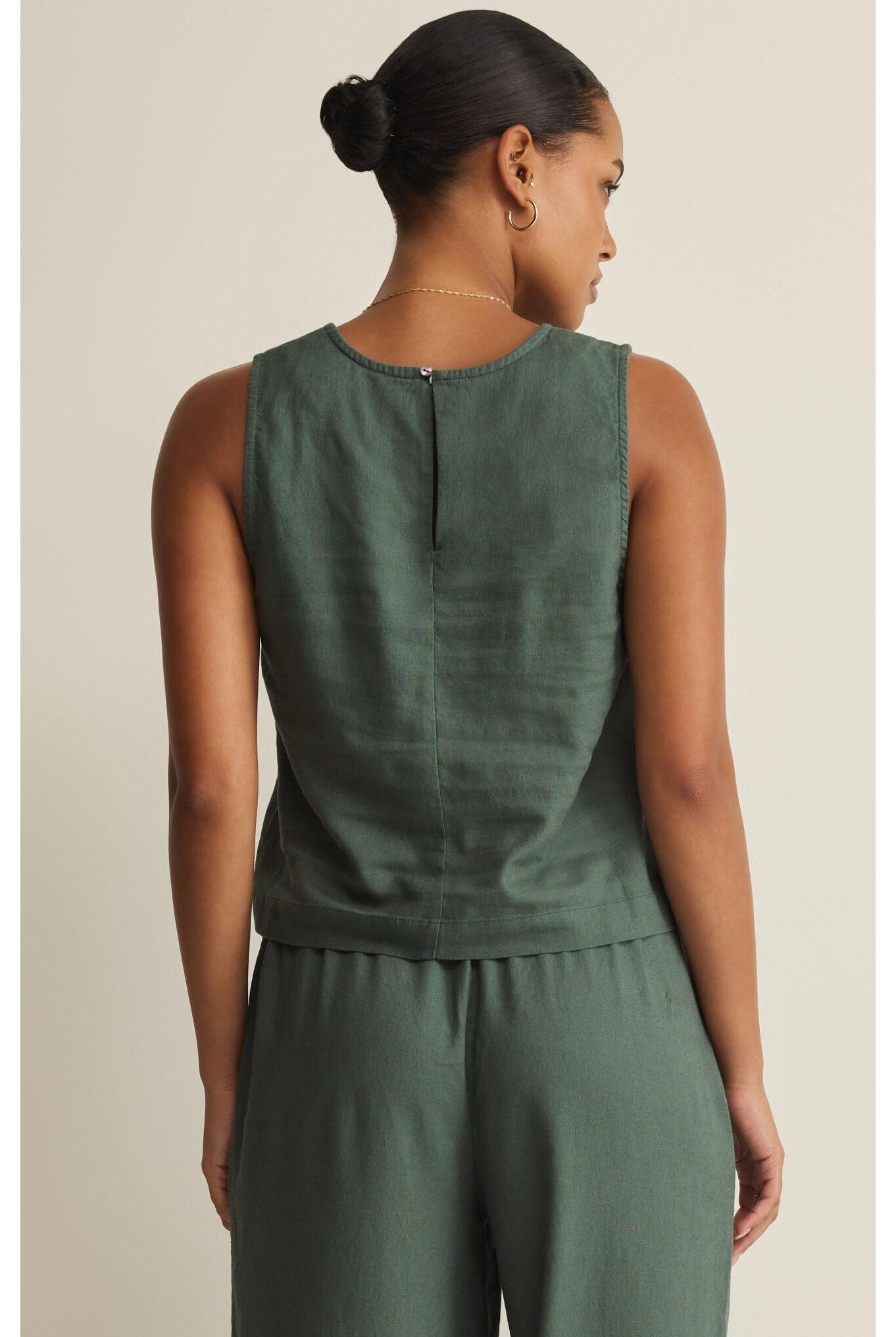 Z Supply Sloane Linen Top in Everglade-Tops-Z Supply-Deja Nu Boutique, Women's Fashion Boutique in Lampasas, Texas