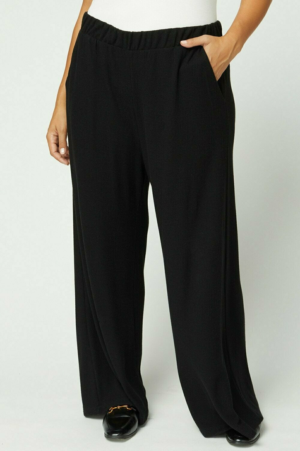 Entro Plus Wide Leg Pants In Oatmeal-Curvy/Plus Pants-Entro-Deja Nu Boutique, Women's Fashion Boutique in Lampasas, Texas