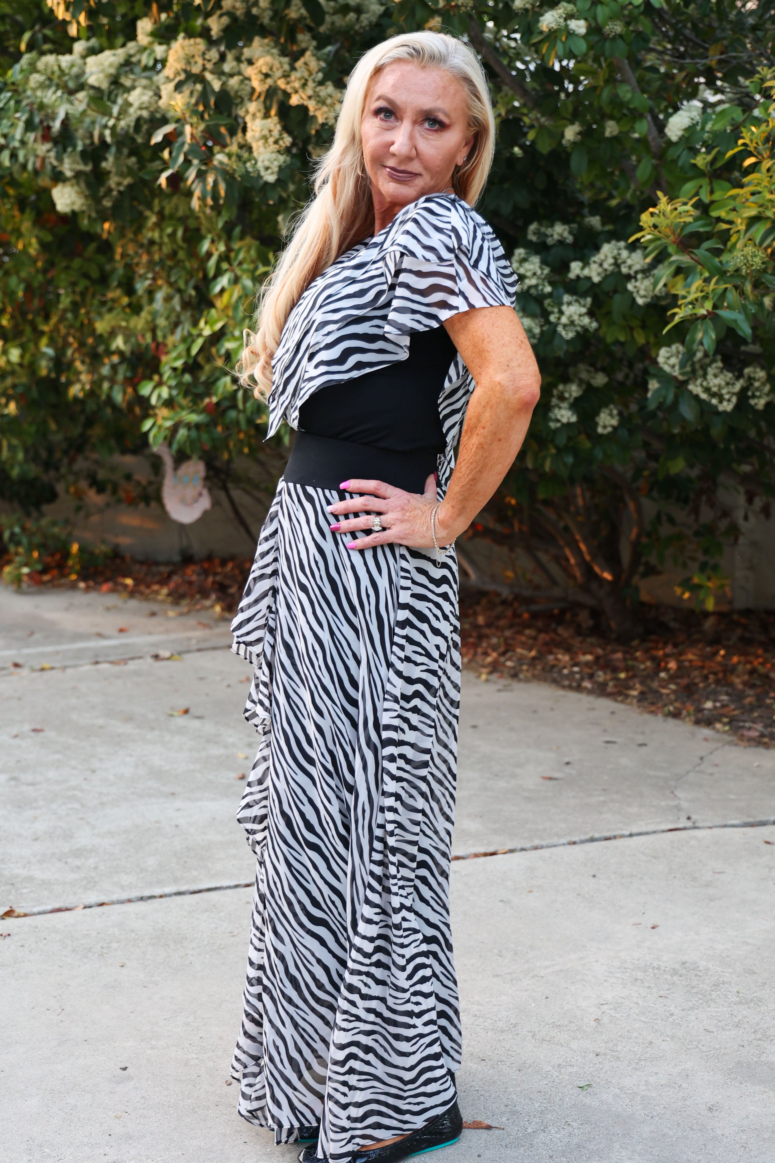 Azi Sheer Ruffle Short Sleeve Zebra V Neck Top With Fitted Black Bodice-Tops-AZI-Deja Nu Boutique, Women's Fashion Boutique in Lampasas, Texas