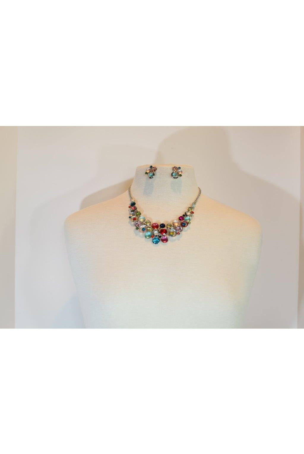 Emma Multi Colored Metal And Crystal Circle Necklace Set-Necklaces-Emma-Deja Nu Boutique, Women's Fashion Boutique in Lampasas, Texas