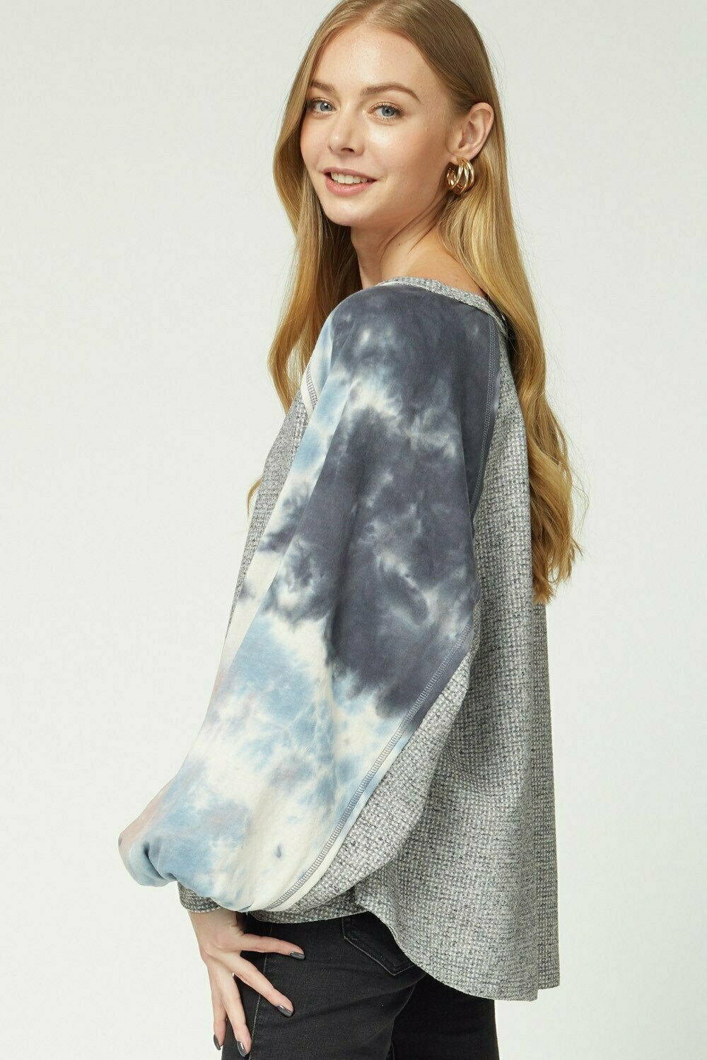 Entro Charcoal Tie Dye Puffy Sleeve Top-Tops-Entro-Deja Nu Boutique, Women's Fashion Boutique in Lampasas, Texas