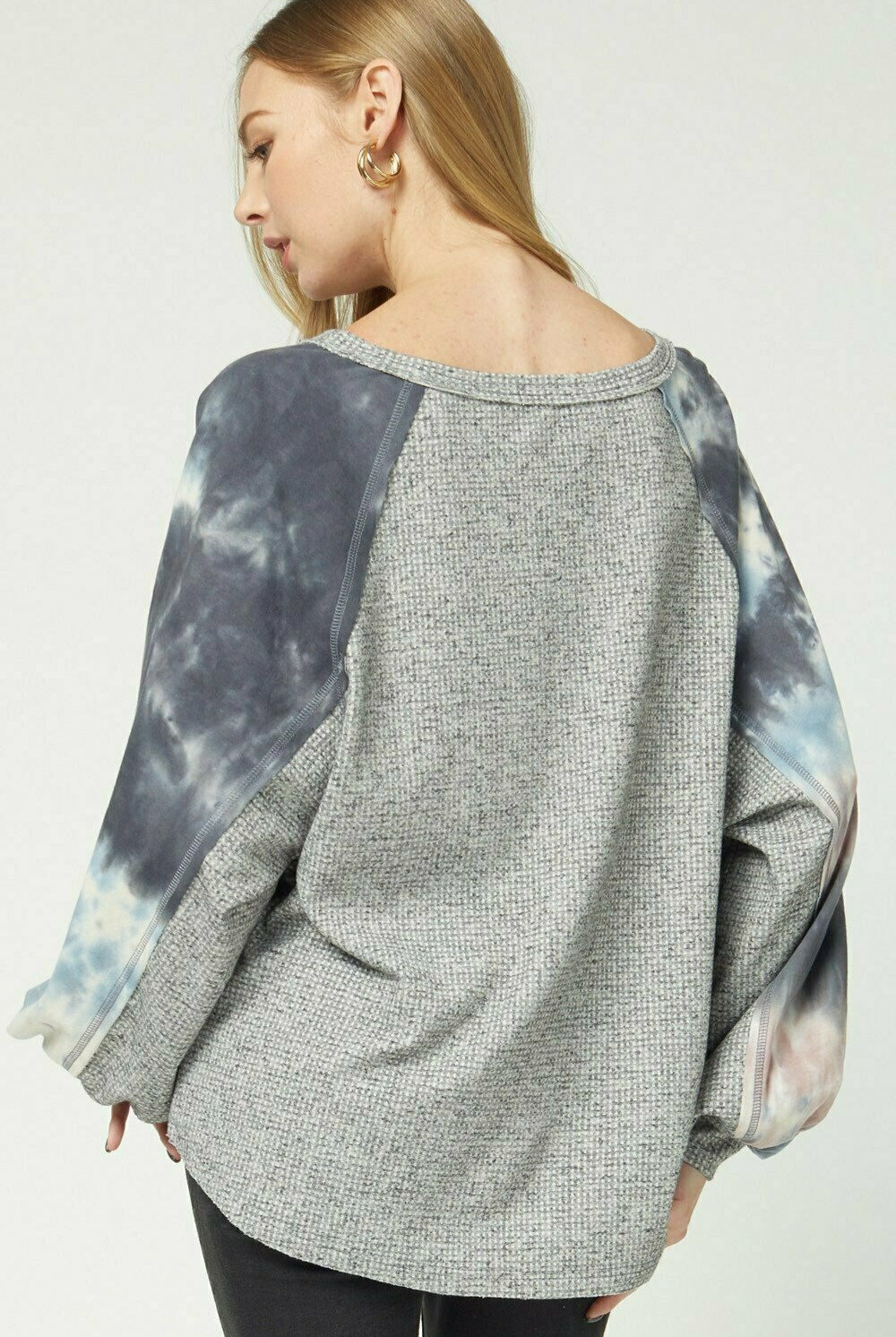 Entro Charcoal Tie Dye Puffy Sleeve Top-Tops-Entro-Deja Nu Boutique, Women's Fashion Boutique in Lampasas, Texas