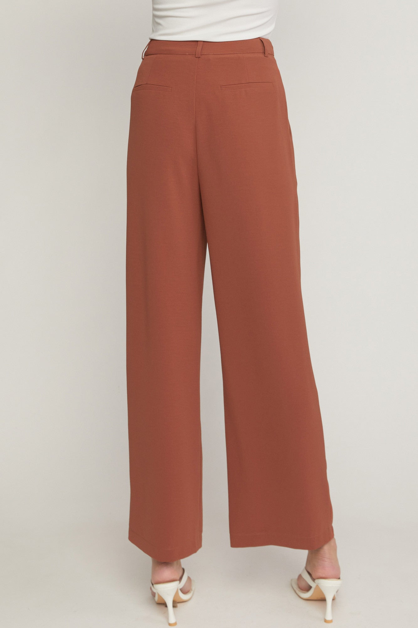 Entro High Waisted Full Leg Pants With Pockets In Brown-Pants-Entro-Deja Nu Boutique, Women's Fashion Boutique in Lampasas, Texas