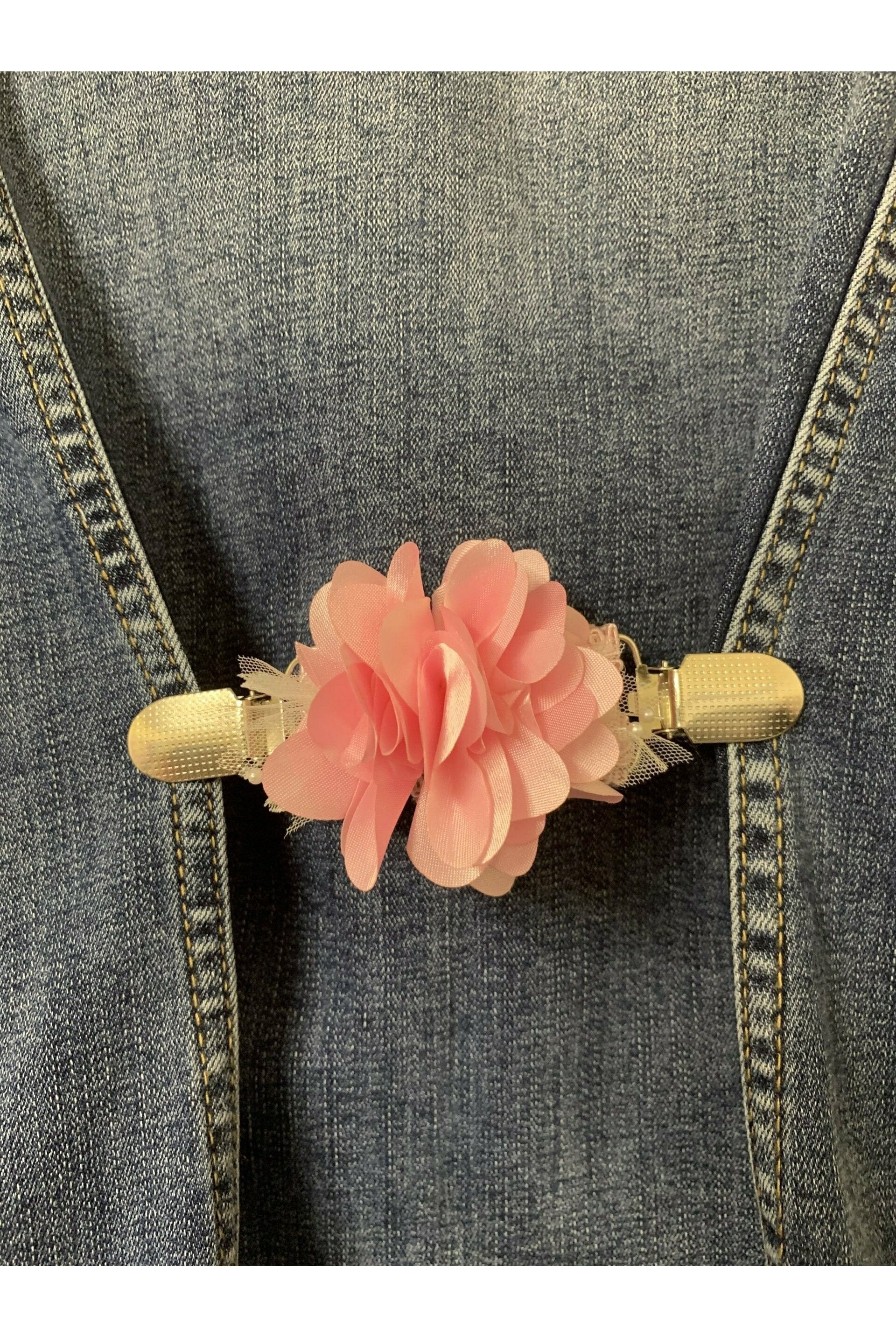 Fall Jacket Clip Single Rose-Jacket Clip-Deja Nu Tx-Deja Nu Boutique, Women's Fashion Boutique in Lampasas, Texas