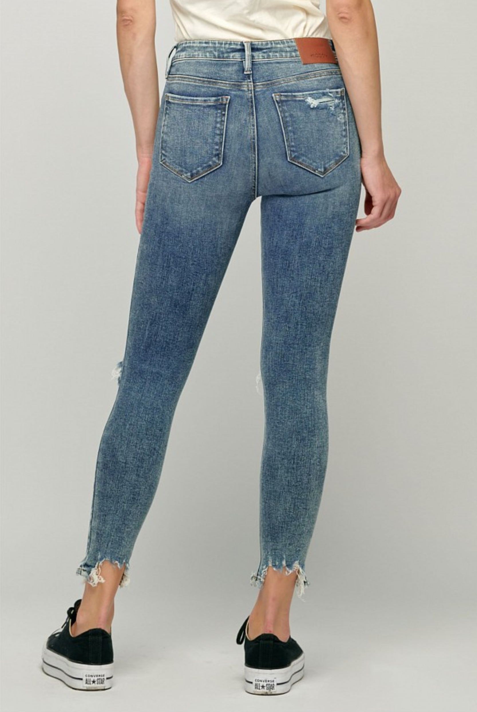 Hidden Amelia Dark Wash Chewed Hem Distressed Skinny 27in Inseam-Jeans-Hidden-Deja Nu Boutique, Women's Fashion Boutique in Lampasas, Texas